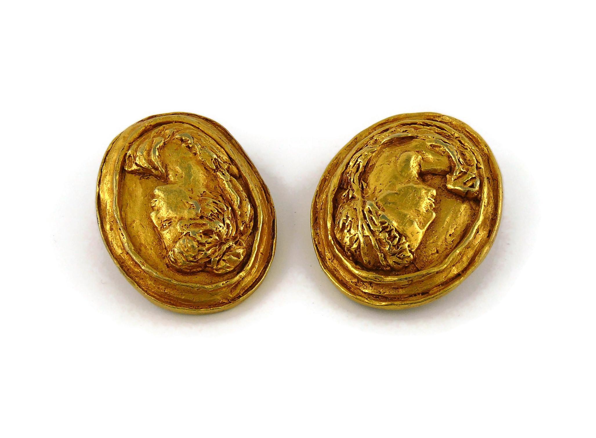Christian Lacoix Vintage Gold Toned Greek Roman Cameo Clip-On Earrings 3