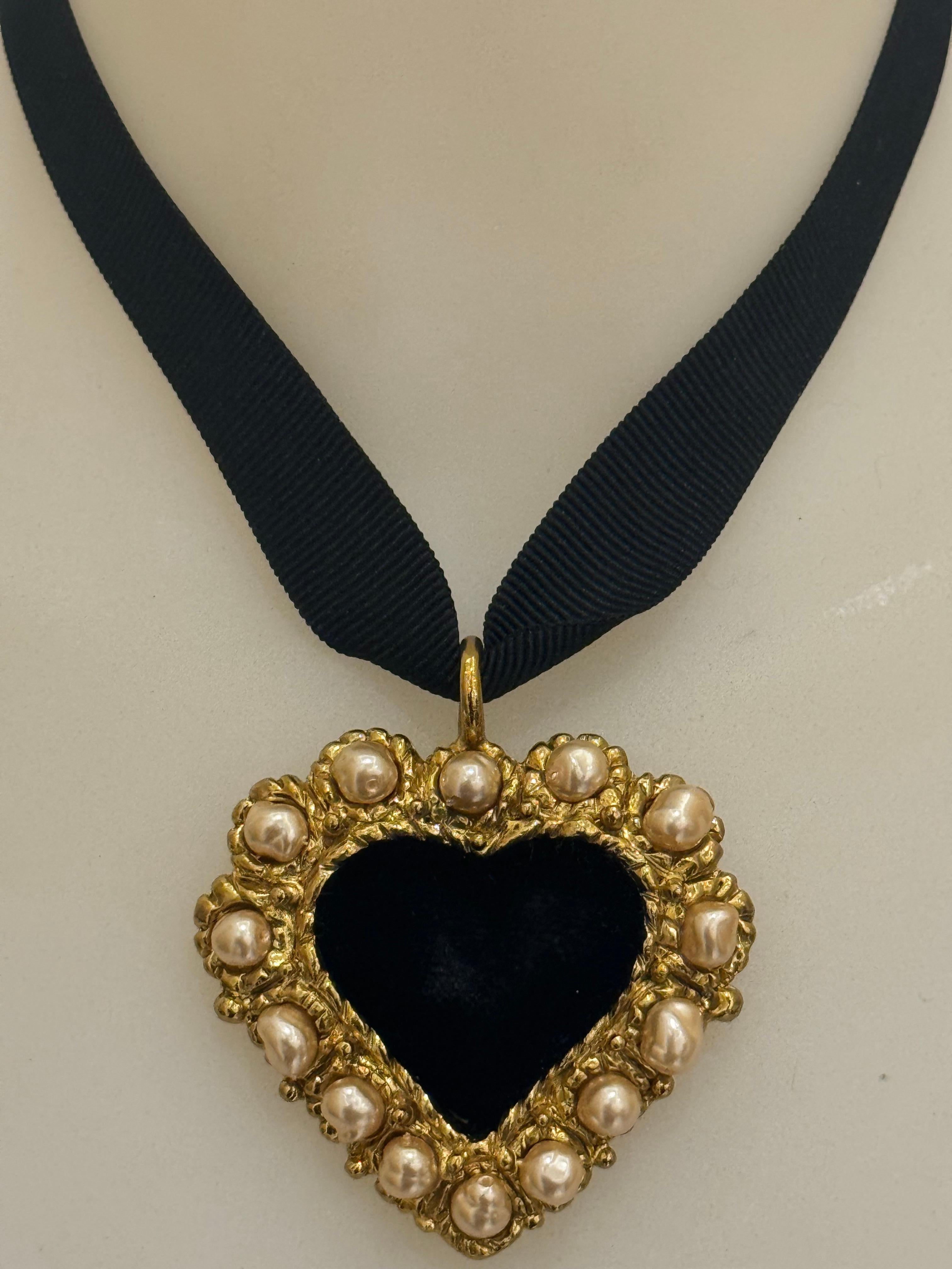 Christian Lacroix 1994 heart necklace choker For Sale 2