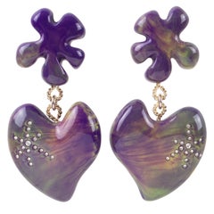 Christian Lacroix Pendientes de amatista y corazón enjoyado amarillo