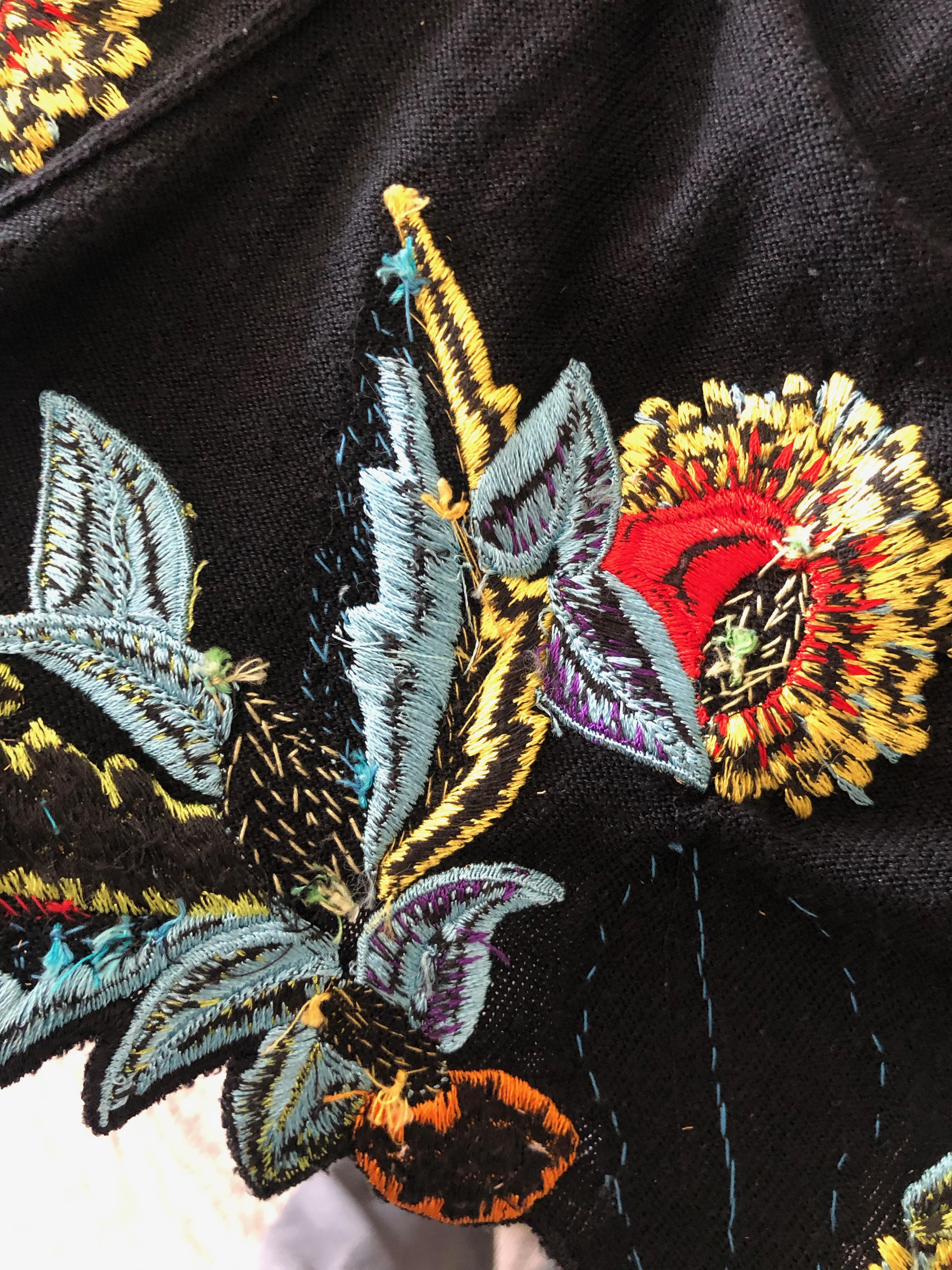 Christian Lacroix Black Cashmere Sweater with Exuberant Floral Embroidery For Sale 5