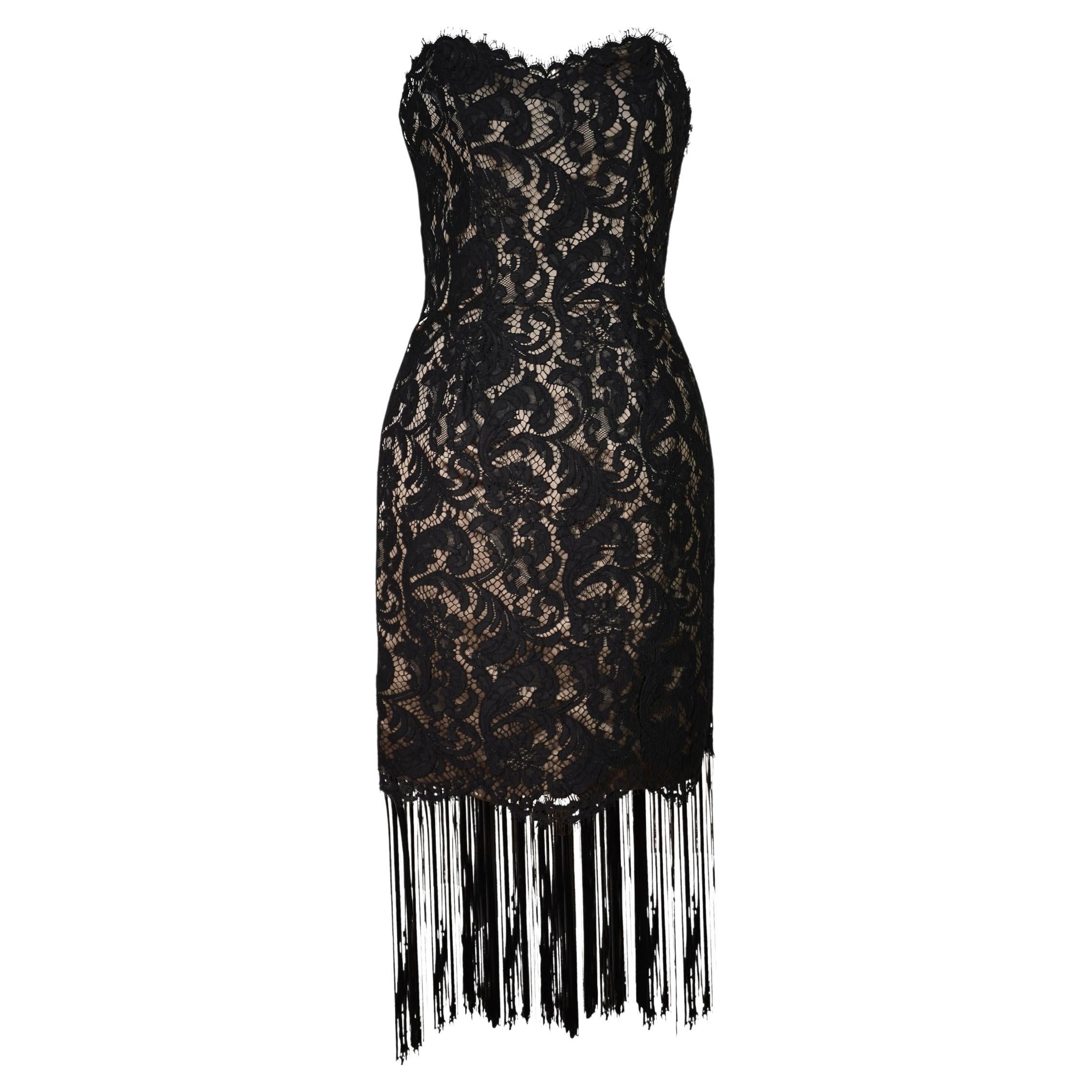 Christian Lacroix Robe bustier en dentelle noire avec franges, Circa 1990