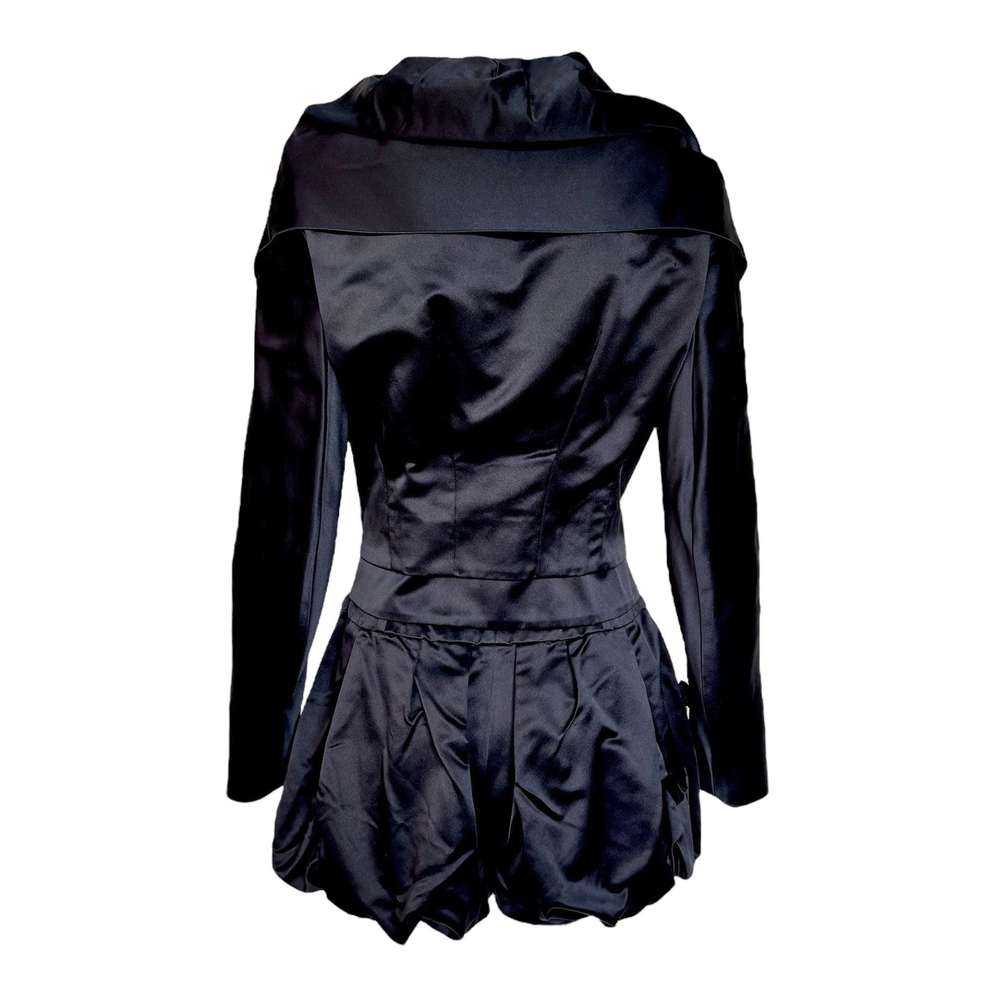 Christian Lacroix Schwarze Seidenjacke und Shorts Abendensemble, 1980er Jahre im Zustand „Hervorragend“ im Angebot in Los Angeles, CA