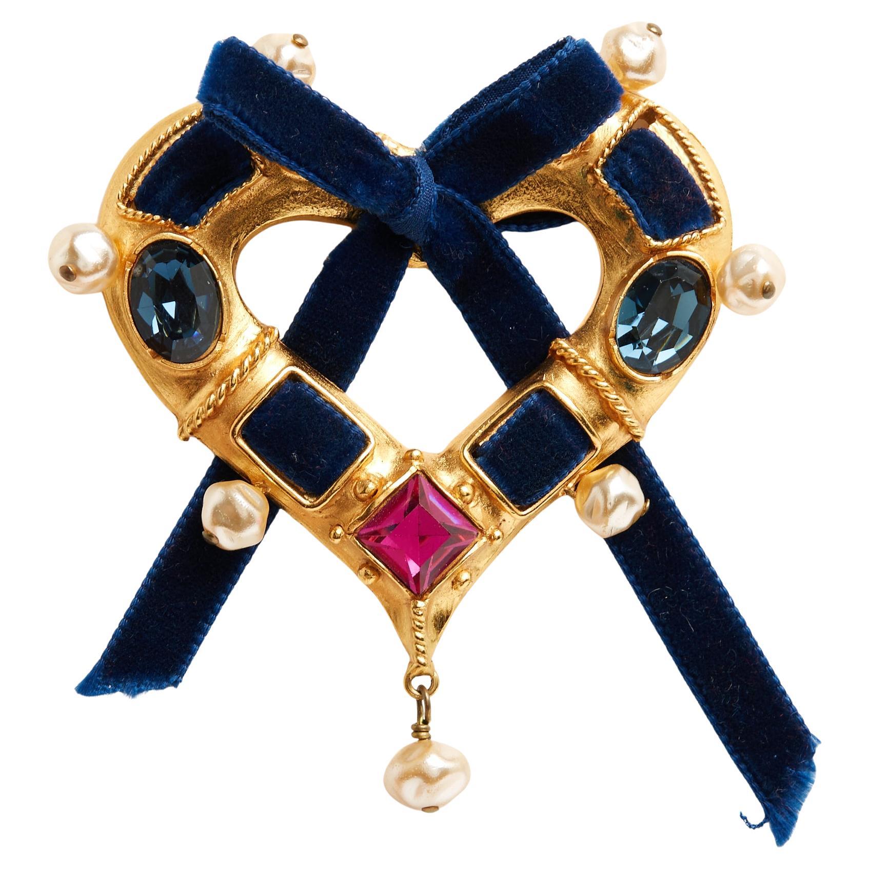 Christian Lacroix Broche Coeur 1995s Broche Maxi Heart en pierres fantaisie et perles