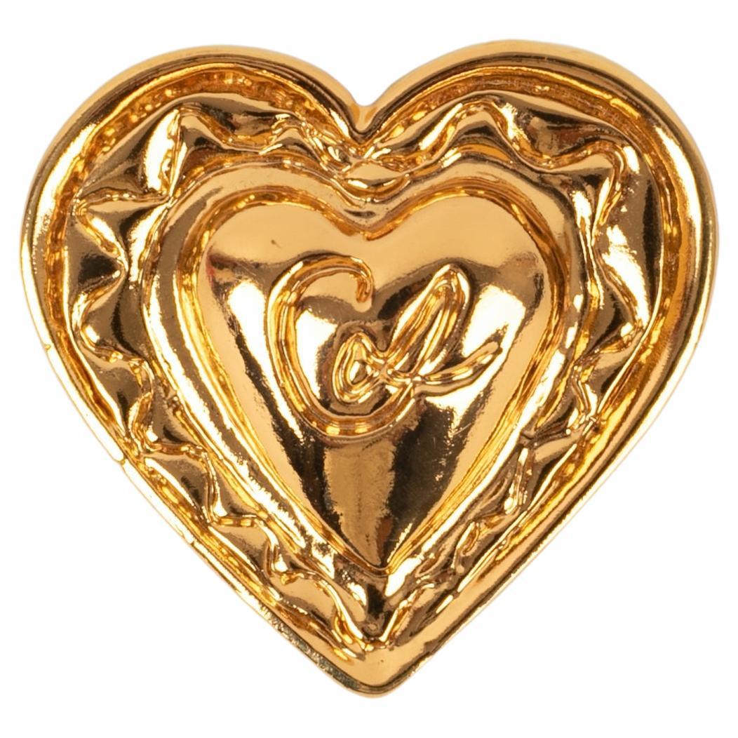 Christian Lacroix Broche en métal doré représentant un cœur, milieu des années 1990 en vente