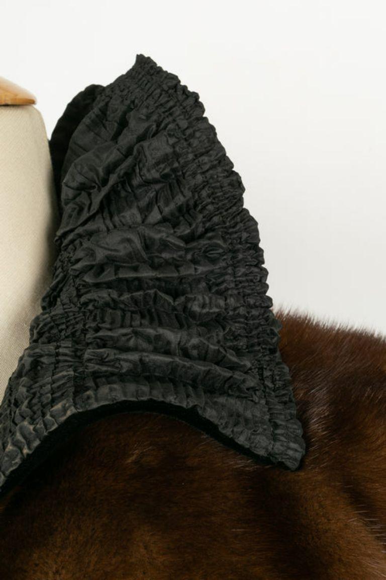 Christian Lacroix Cape in Taffeta, Lace, Beads and Mink Fur, 1998/99 For Sale 3