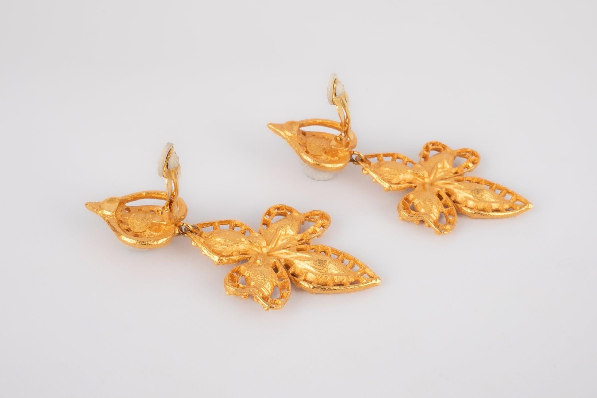 Christian Lacroix Clip-on Earrings with Rhinestones In Excellent Condition In SAINT-OUEN-SUR-SEINE, FR