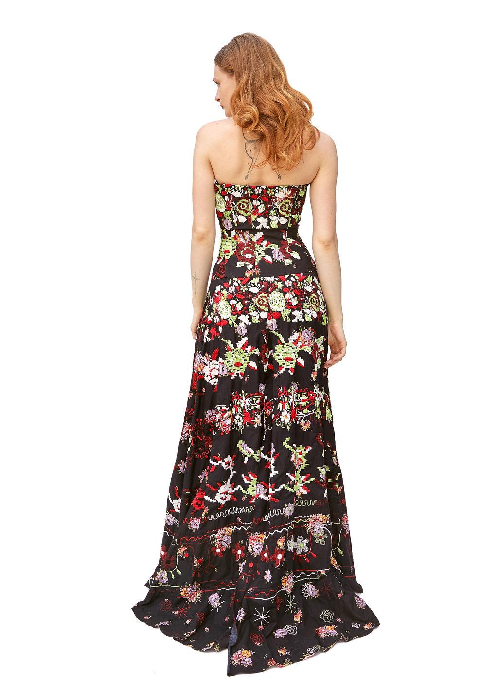 Christian Lacroix Corseted Embroiderd Strapless Gown with Cape In Excellent Condition For Sale In Los Angeles, CA