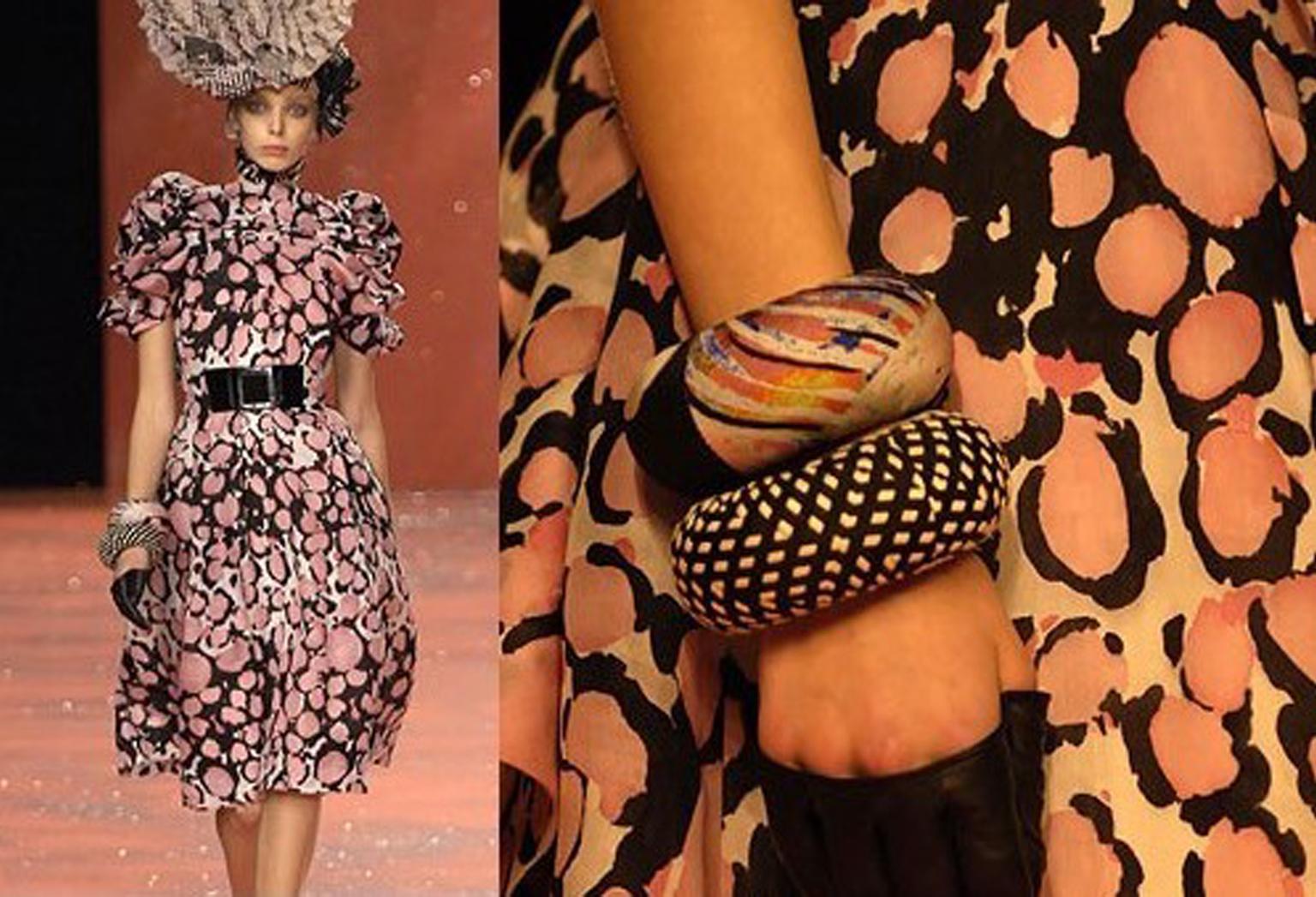 Christian Lacroix Couture Bracciale Bangle Tessuto a maglia bianco e nero in vendita 6