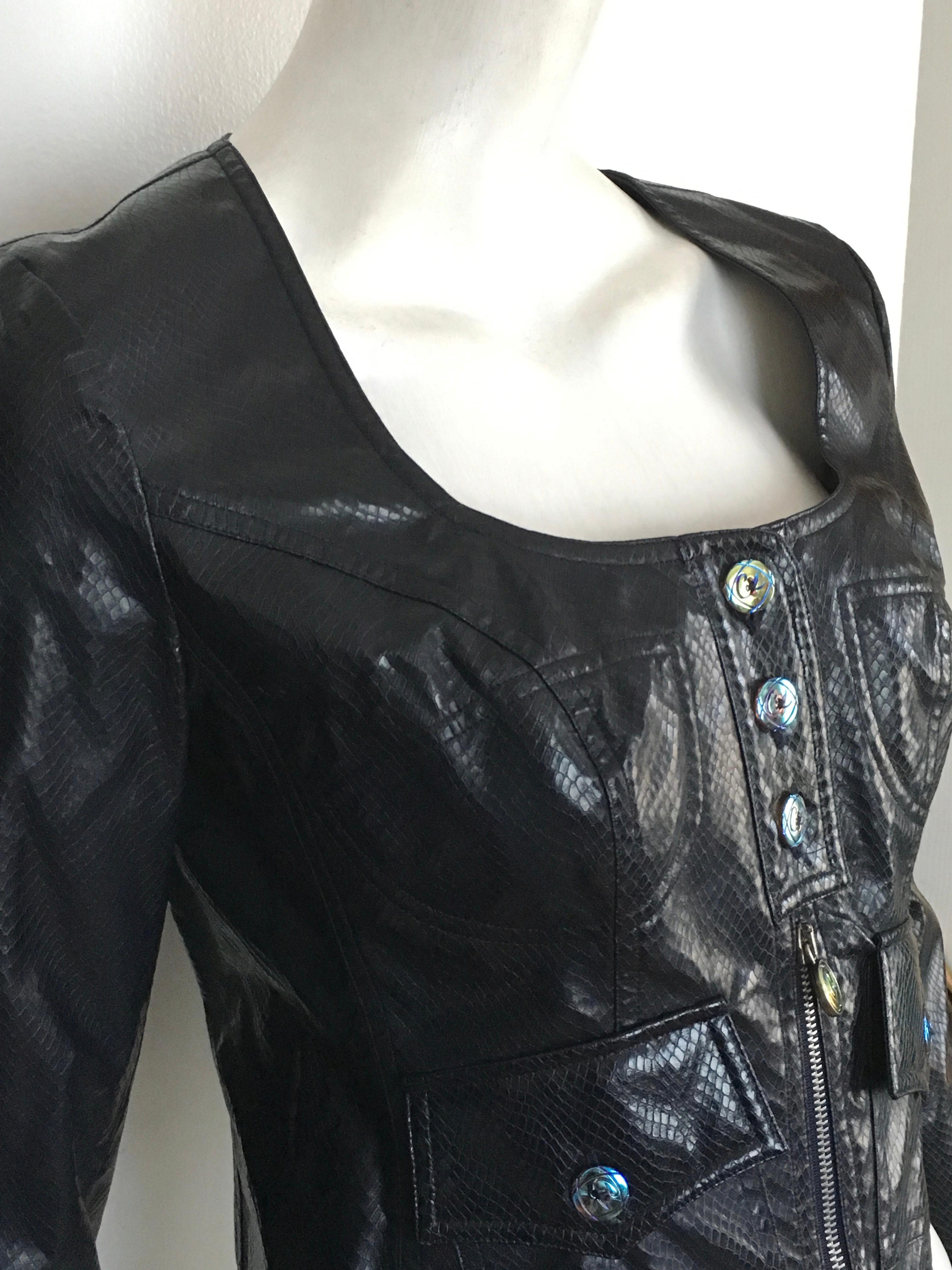 Christian Lacroix Cropped Black Faux Snakeskin Biker Jacket Size 6. For Sale 3