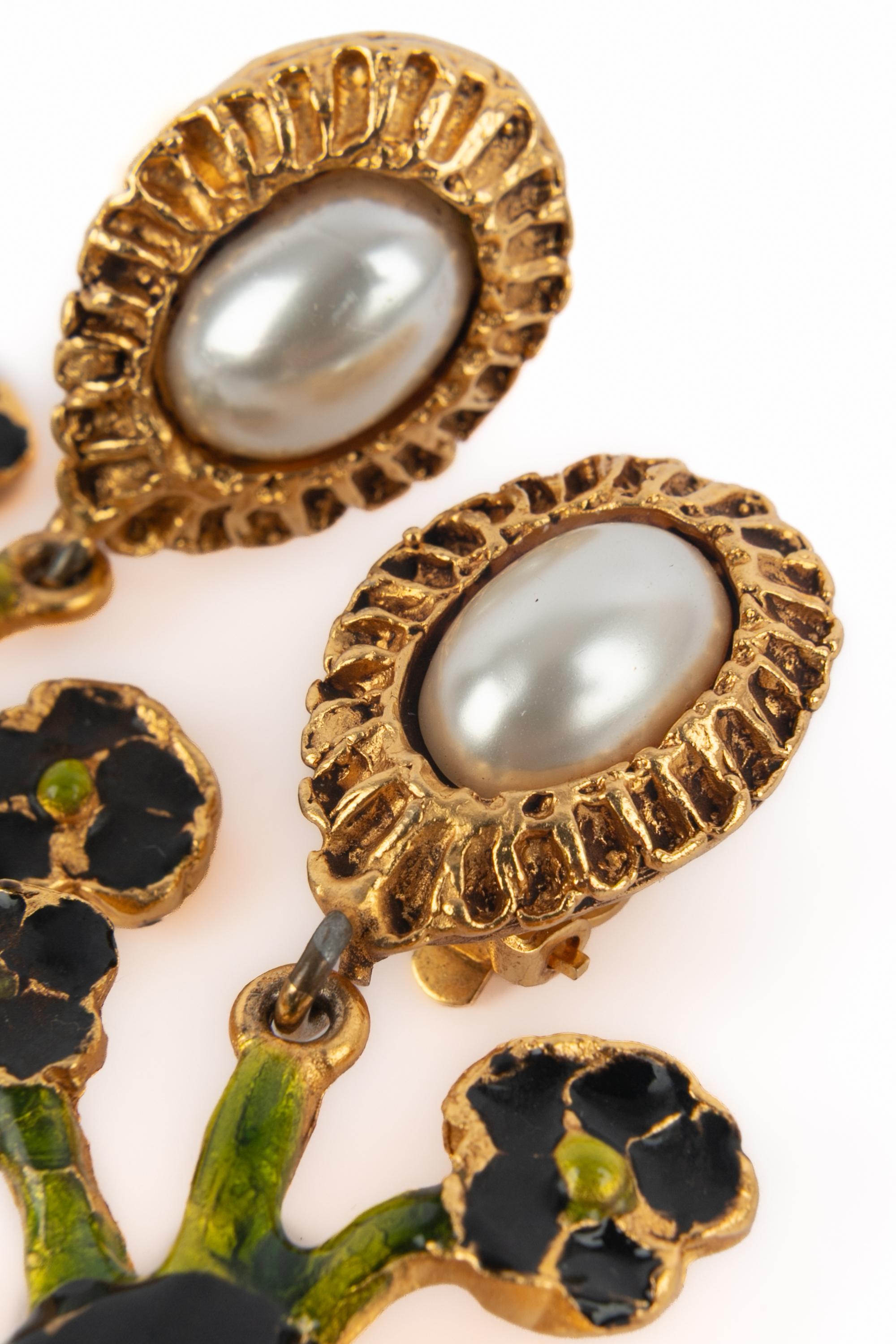 Boucles d'oreilles Christian Lacroix été 1994 en vente 3