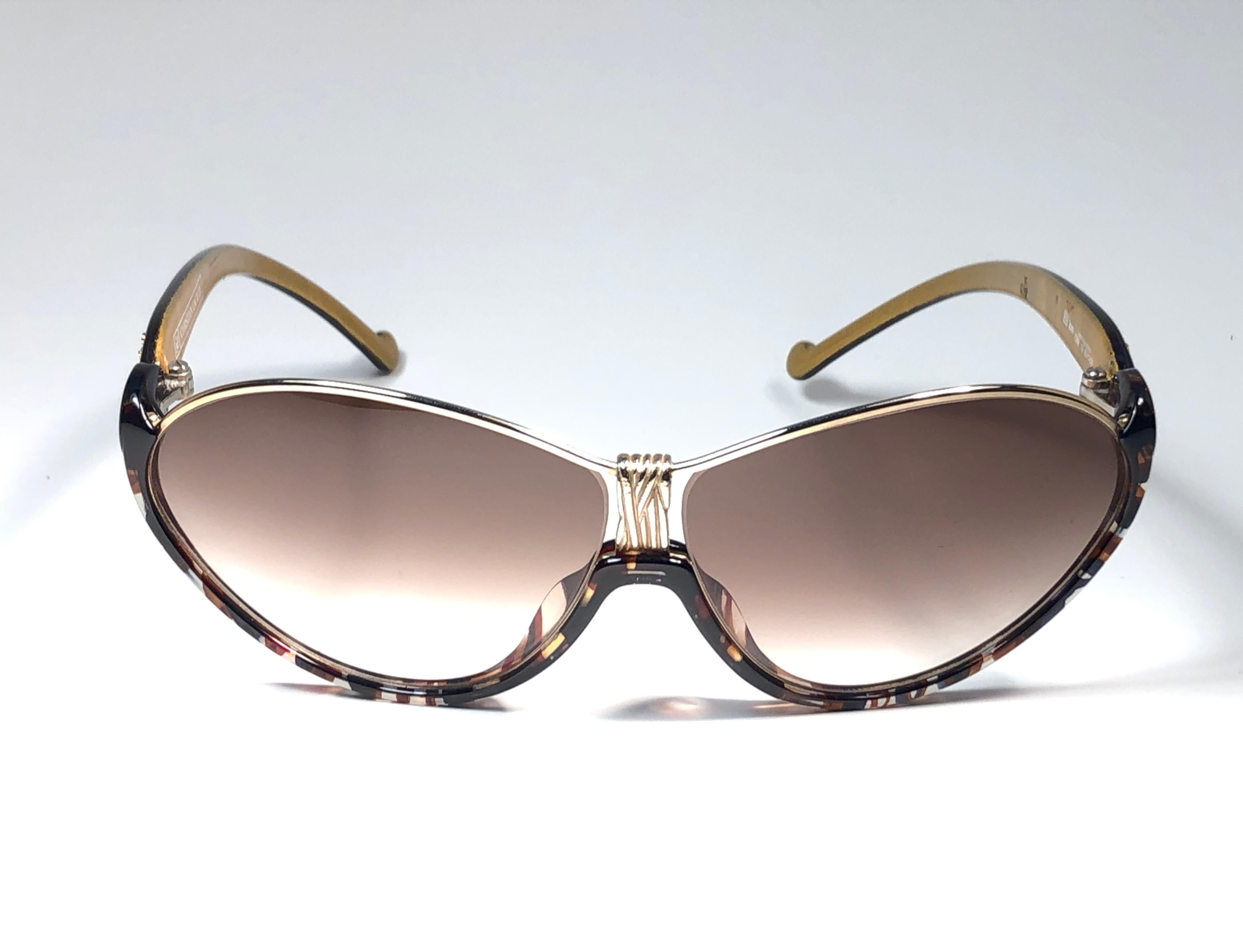 Christian Lacroix France Vintage Dark Tortoise and Gold Sunglasses, 1980 For Sale 1