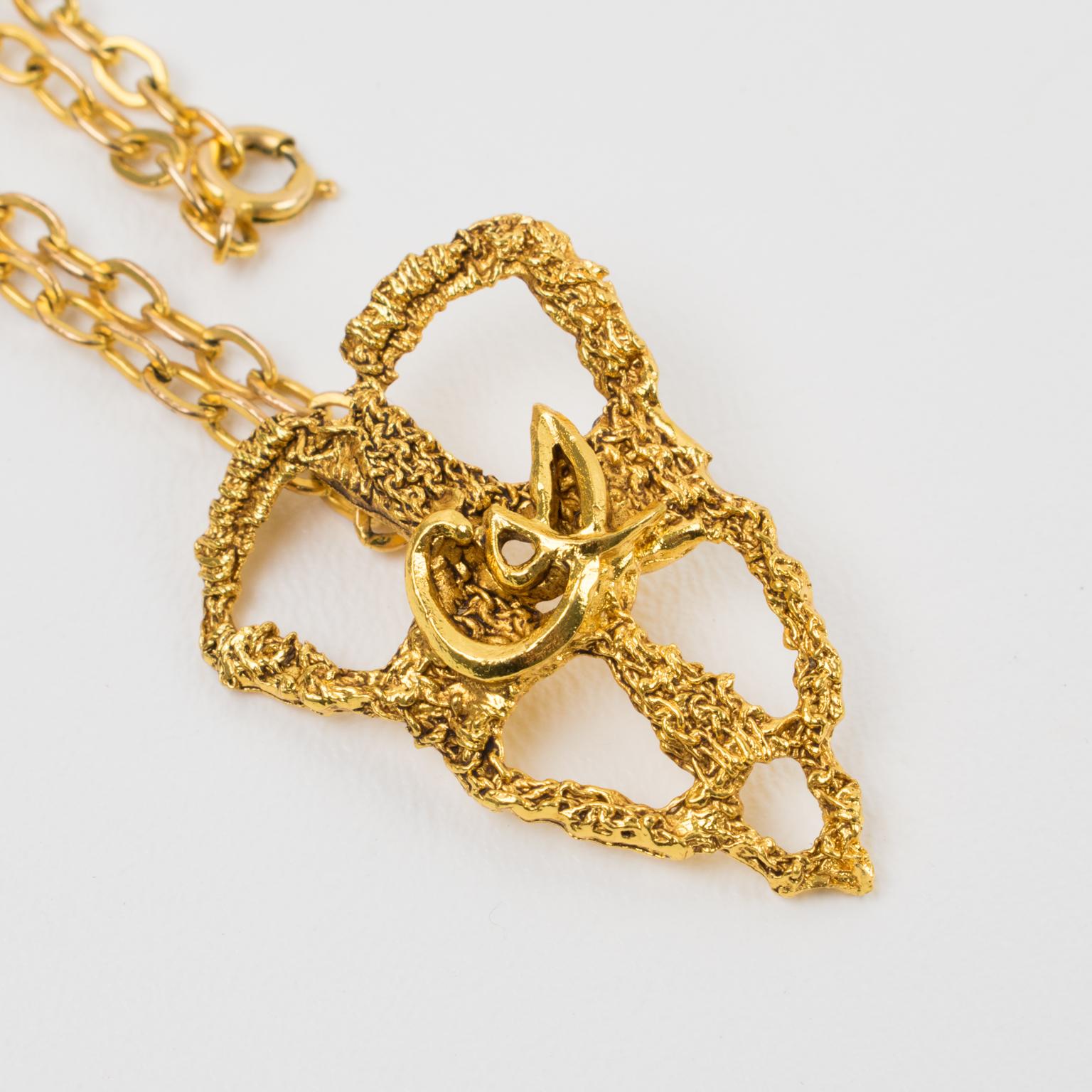 Christian Lacroix Collana con ciondolo a catena in metallo dorato in vendita 1