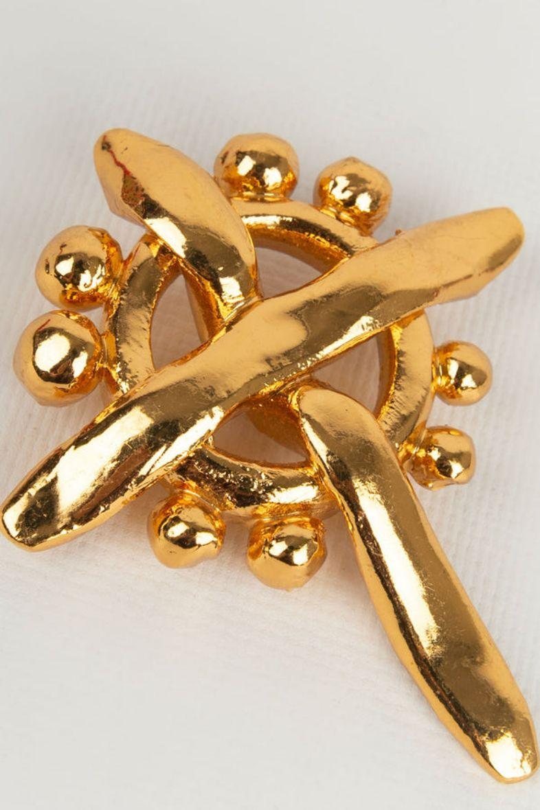 Women's or Men's Christian Lacroix Gold Brooch For Sale