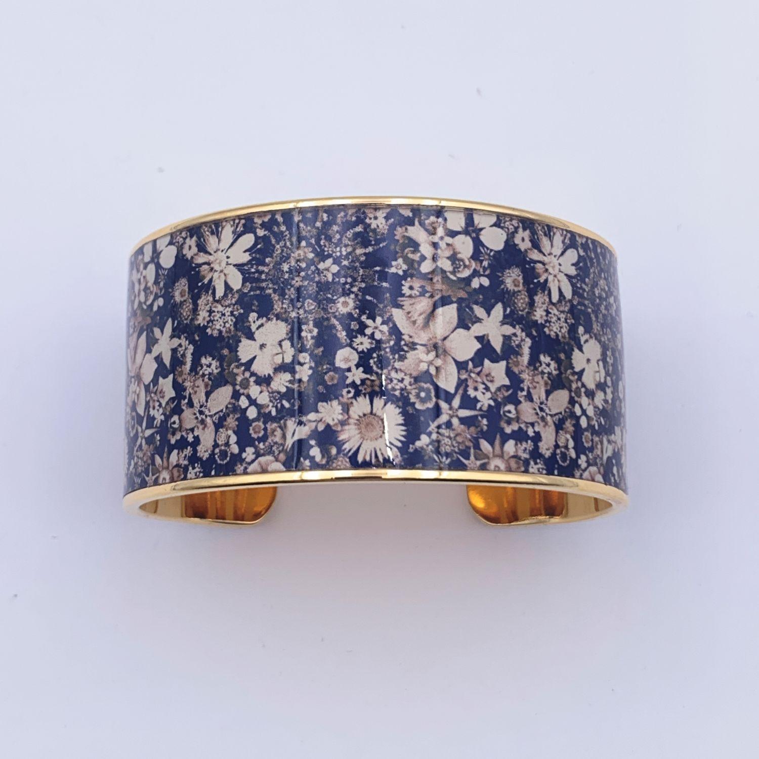 Christian Lacroix Gold Metal Floral Bracelet Cuff Mint In New Condition In Rome, Rome