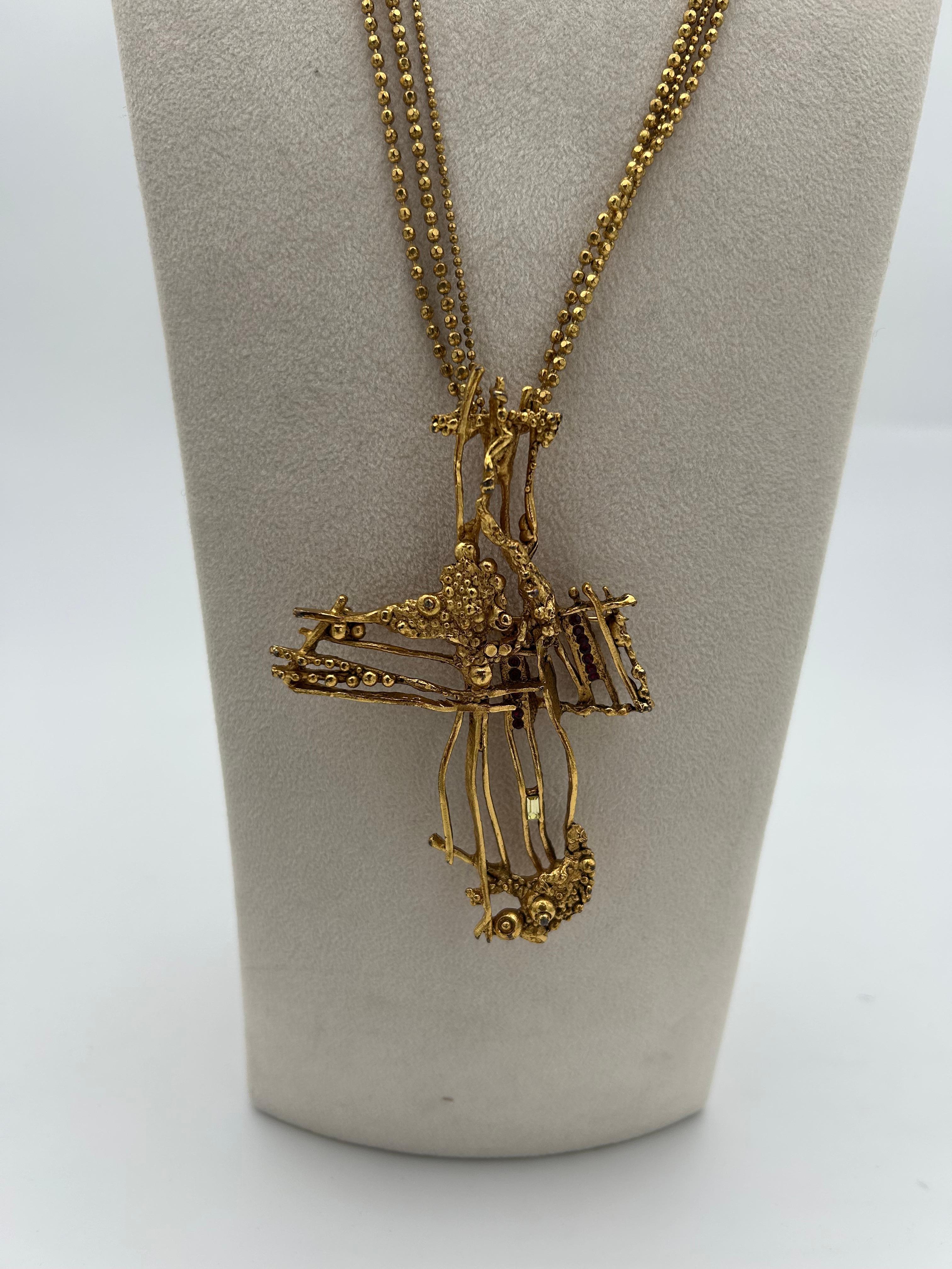 Christian Lacroix Gold Toned Brooch / Necklace im Zustand „Gut“ im Angebot in Palm Beach, FL