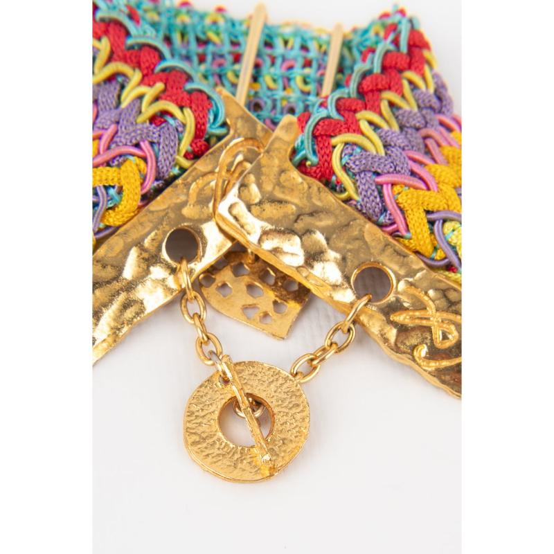 De las mujeres Christian Lacroix Pulsera de metal dorado en venta