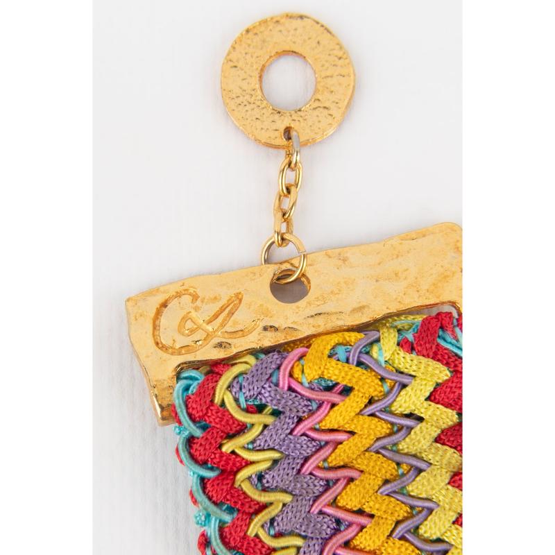 Christian Lacroix Pulsera de metal dorado en venta 2