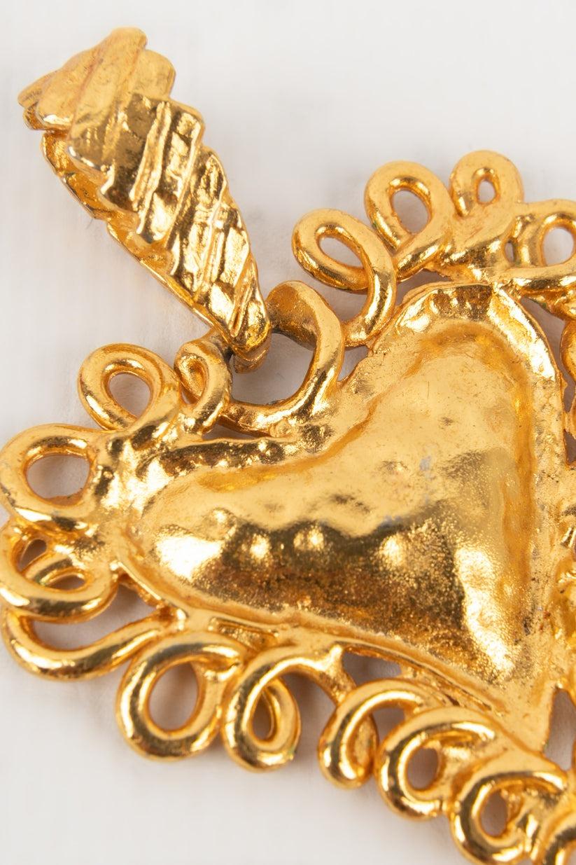 Women's Christian Lacroix Golden Metal Heart-Shaped Pendant For Sale