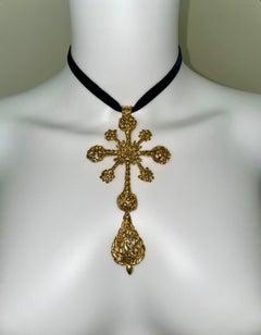 CHRISTIAN LACROIX huge oversized vintage gold choker necklace