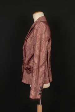 Chaqueta de encaje Christian Lacroix en tonos rosas con forro de algodón estampado, años 2000