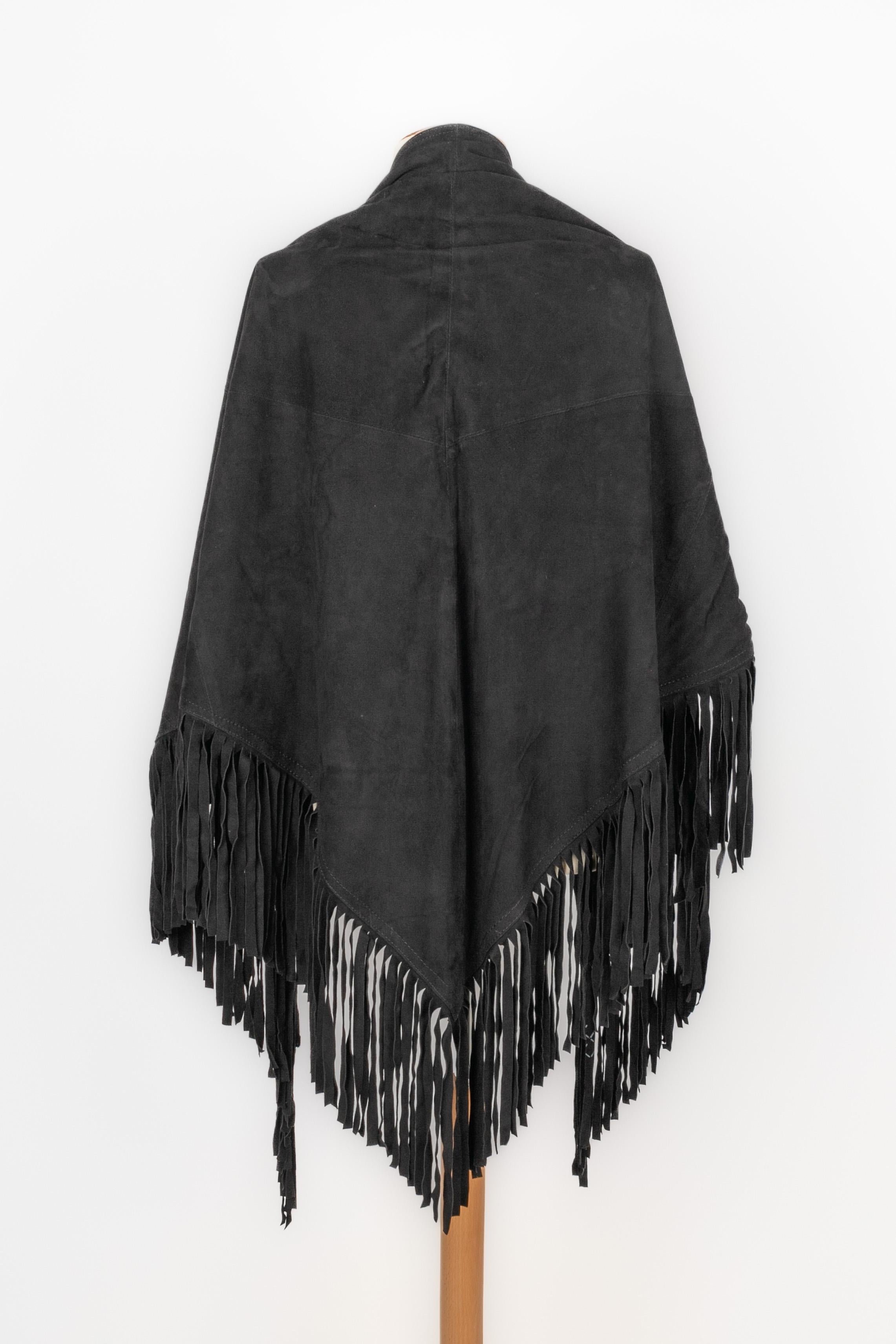 Christian Lacroix leather cape In Good Condition For Sale In SAINT-OUEN-SUR-SEINE, FR