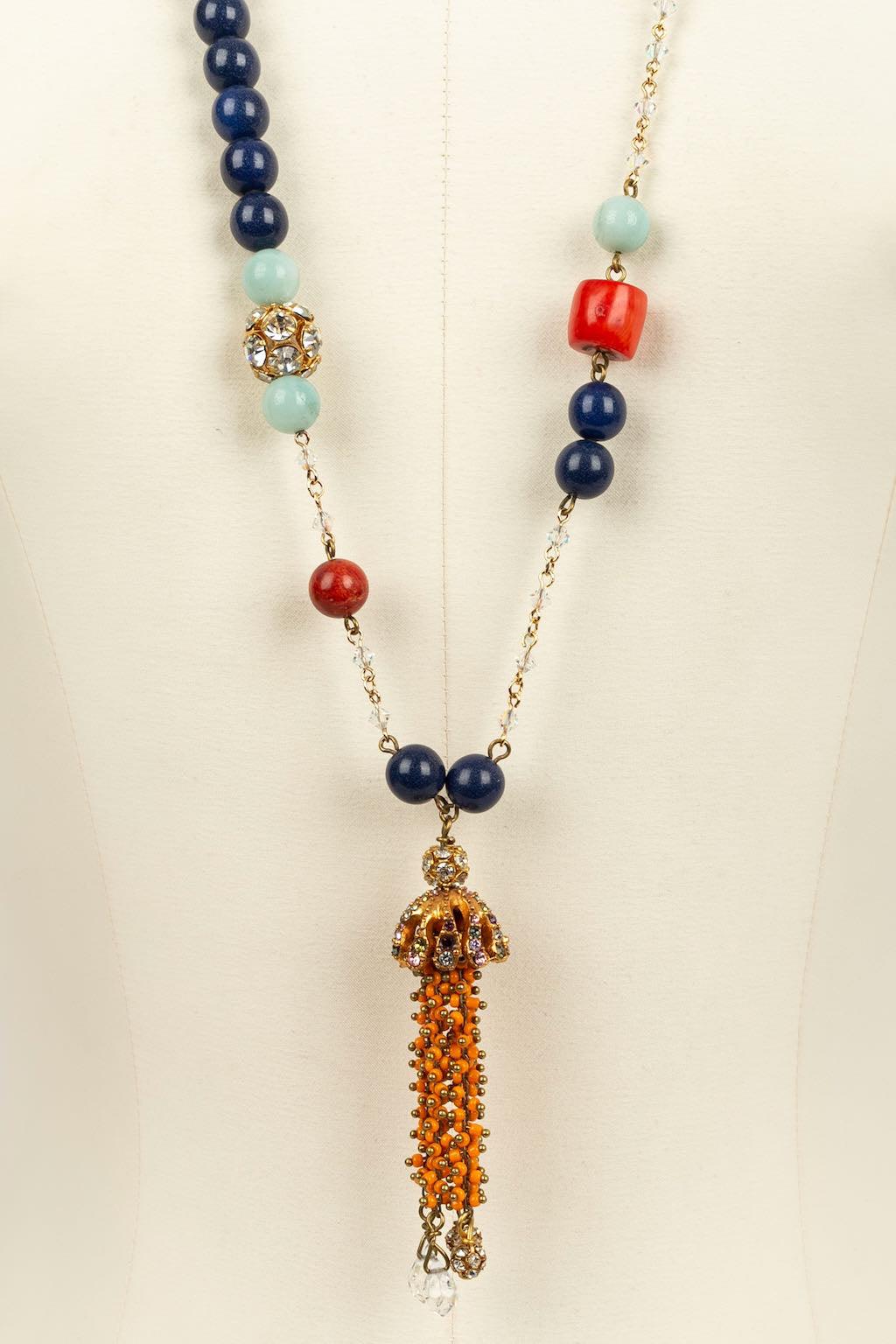 Collar largo Christian Lacroix con perlas multicolores en Excelente estado para la venta en SAINT-OUEN-SUR-SEINE, FR