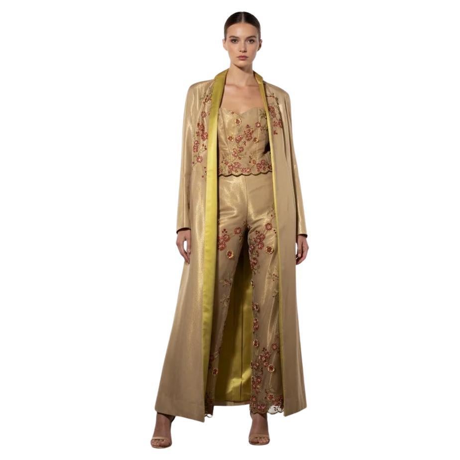CHRISTIAN LACROIX Ensemble Mariée Bustier en maille d
or à fleurs superposées Pantalon Draper en vente