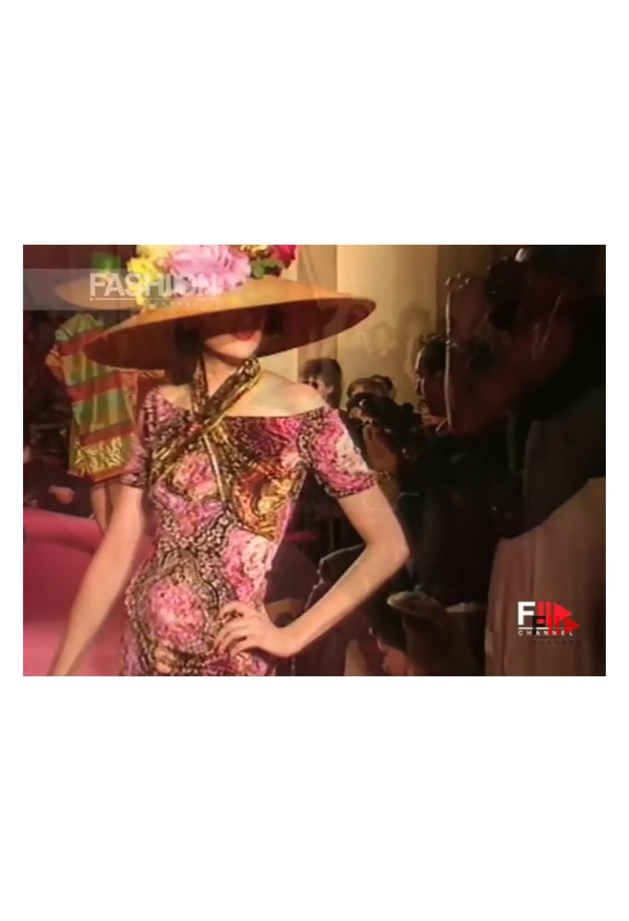 Christian Lacroix Mehrfarbiges und goldfarbenes Kleid aus gepresstem Samt im Angebot 1