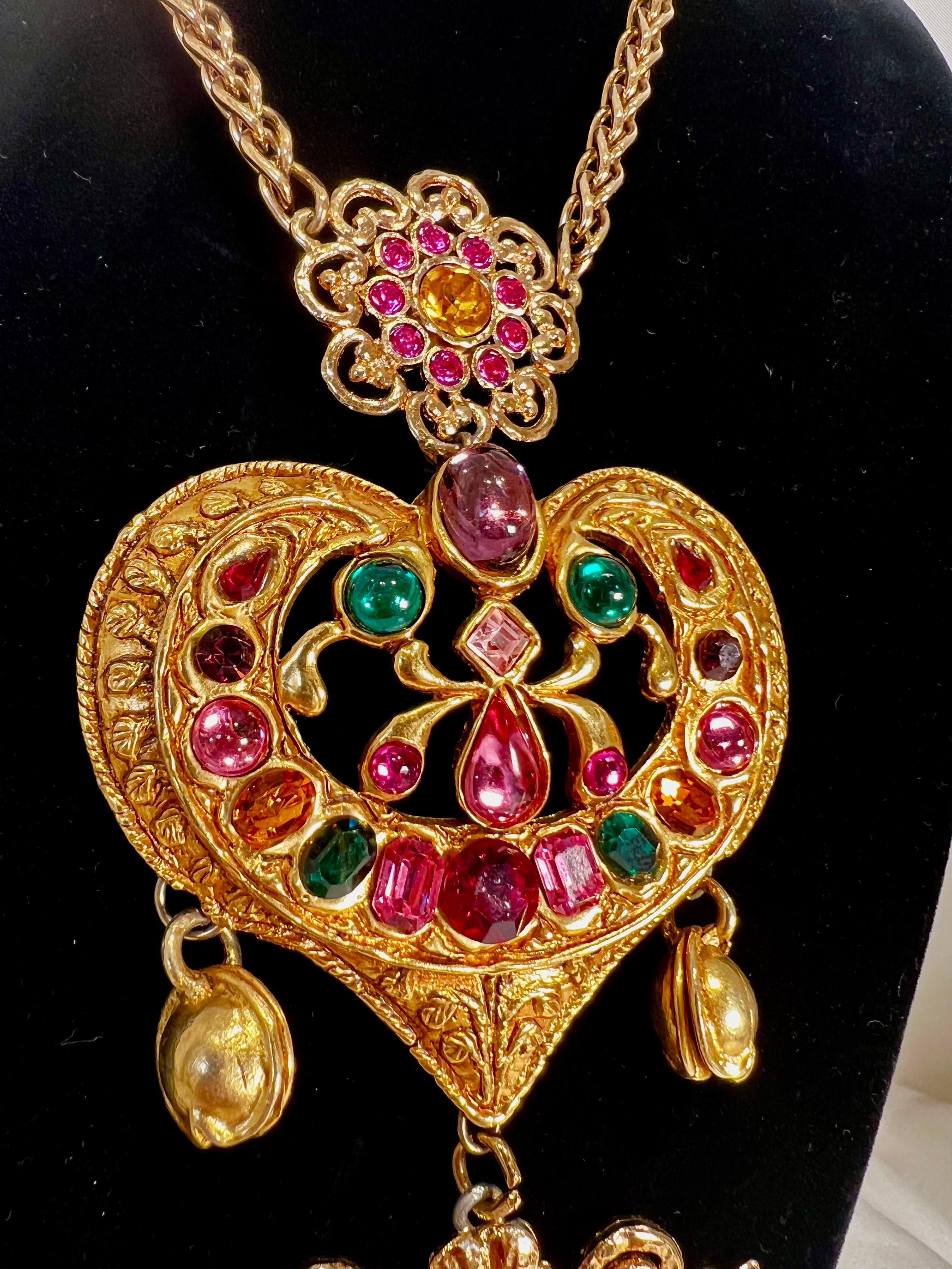 Christian Lacroix Necklace Heart Pendant  Resin Vintage France Fashion Jewelry In Good Condition For Sale In Mārupe, LV