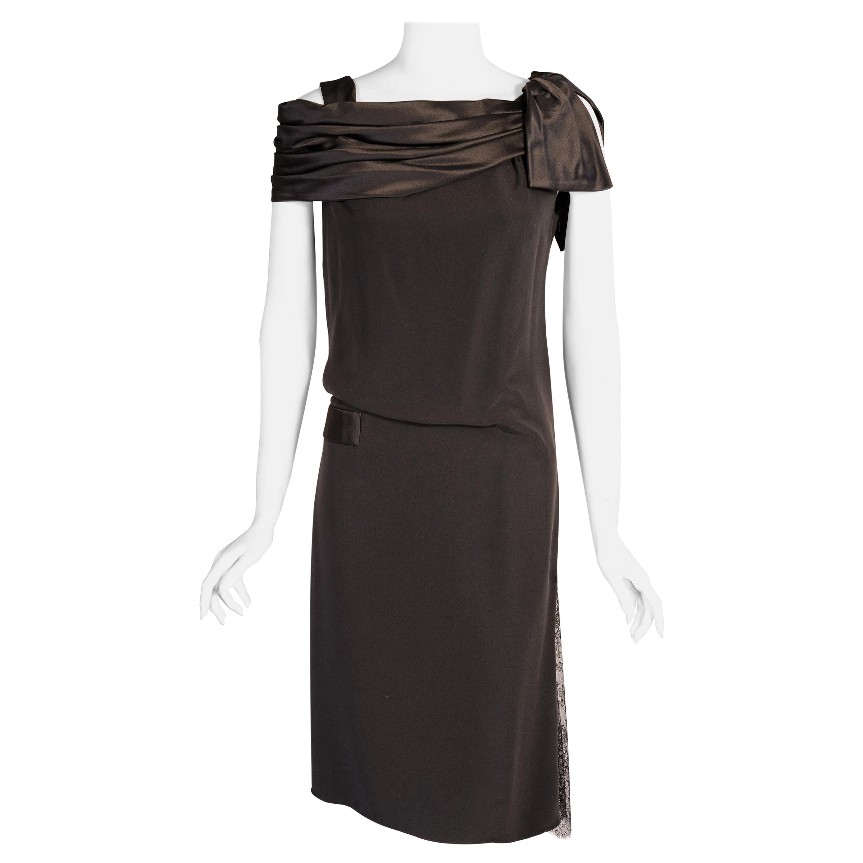 Christian Lacroix Nummeriertes Haute Couture Schwarzes Kleid mit schwarzen Spitzenärmeln Optional