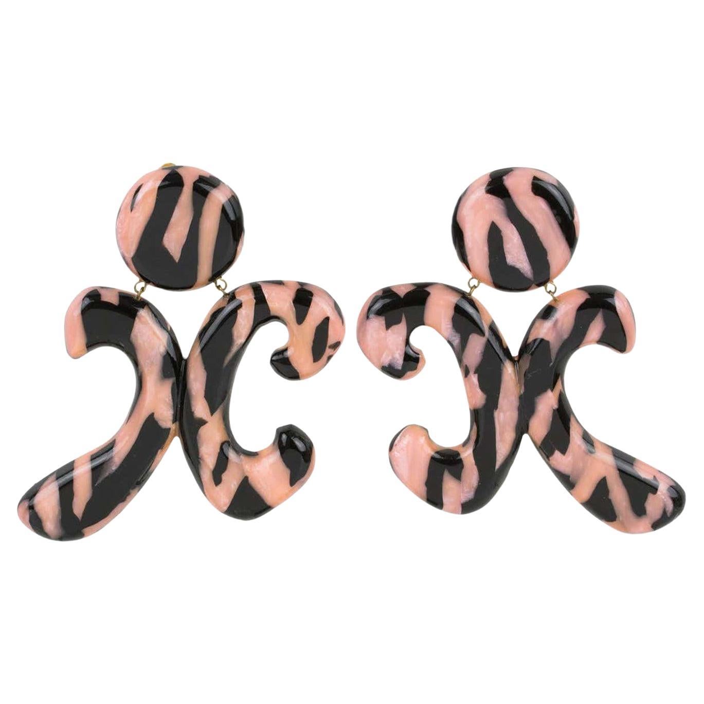 Christian Lacroix Massive Resin Clip Earrings Black and Pink Zebra Pattern For Sale