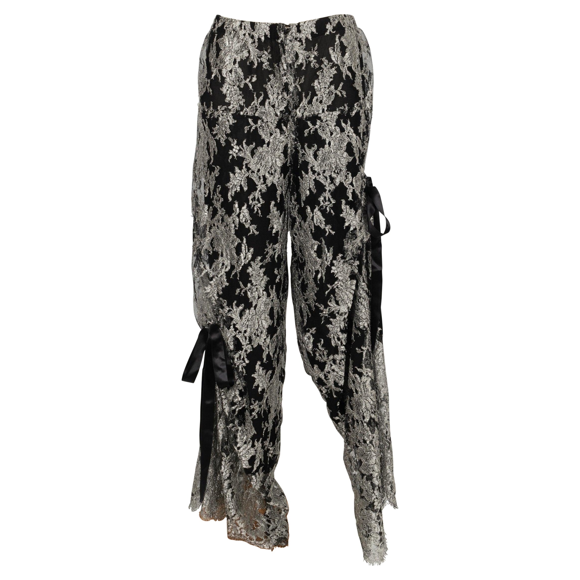 Pantalon Christian Lacroix brodé de fils de lurex argenté