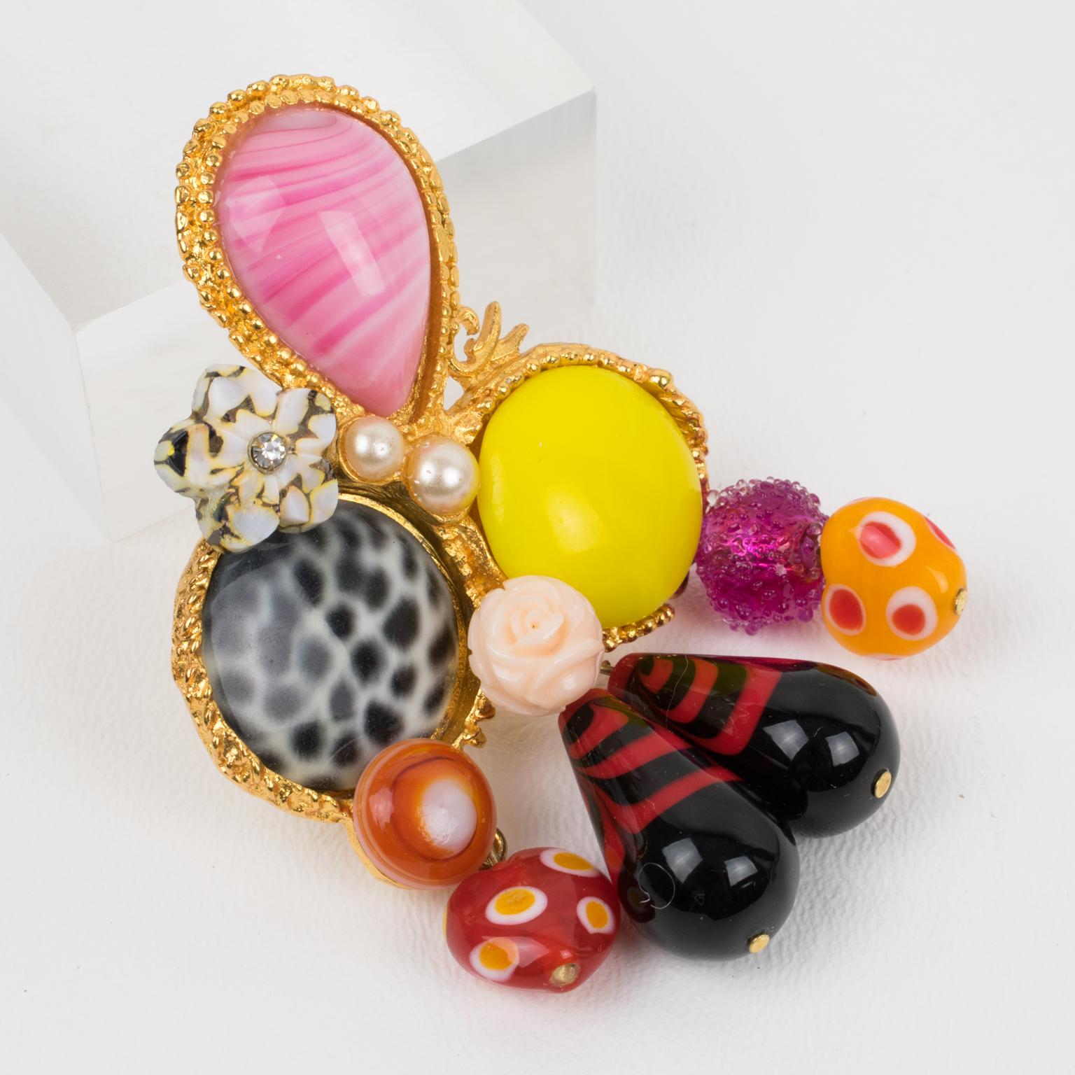 Christian Lacroix Paris Gilded Metal Jeweled Brooch In Excellent Condition For Sale In Atlanta, GA