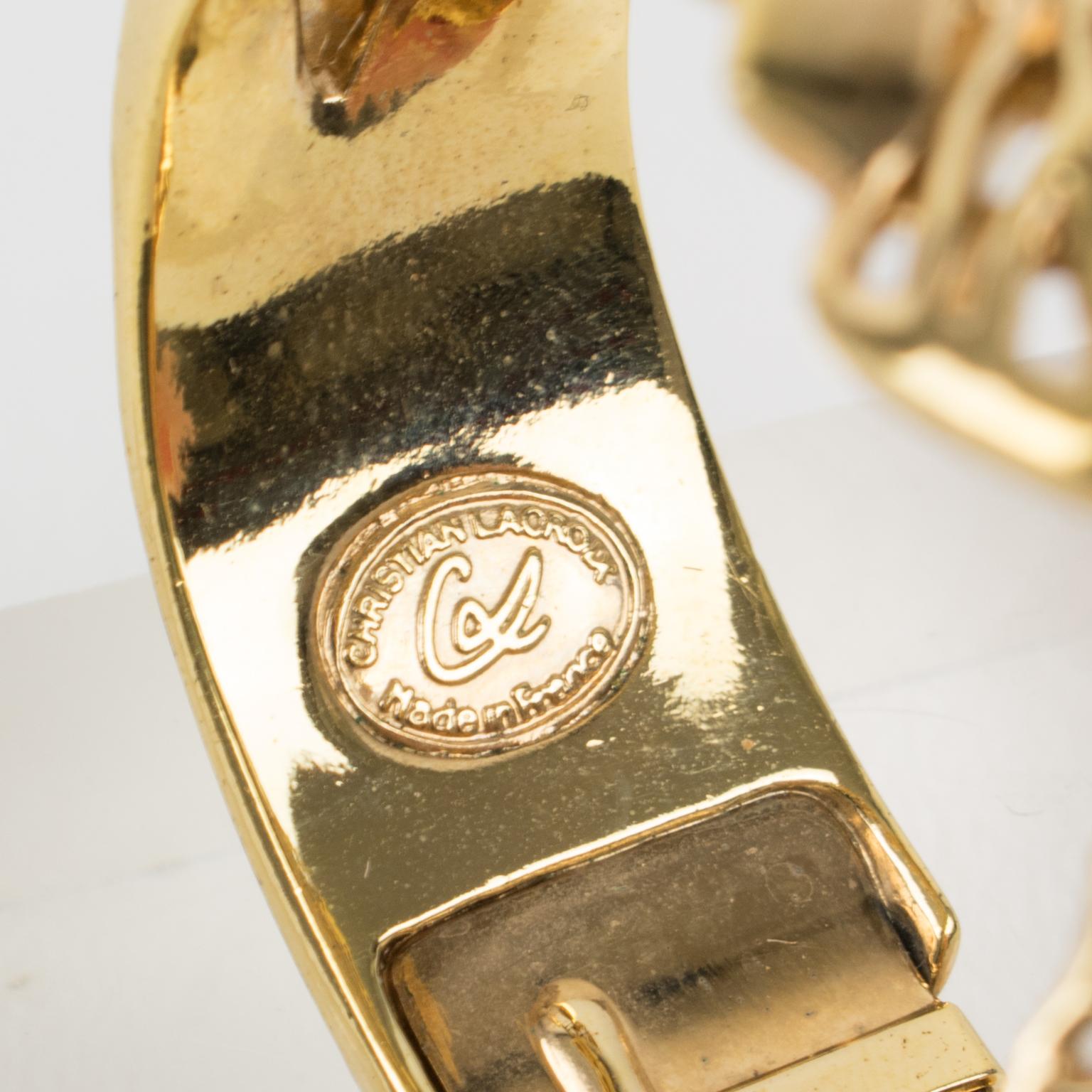 Christian Lacroix Paris Bracelet jonc à pinces en métal doré orné de bijoux en vente 1