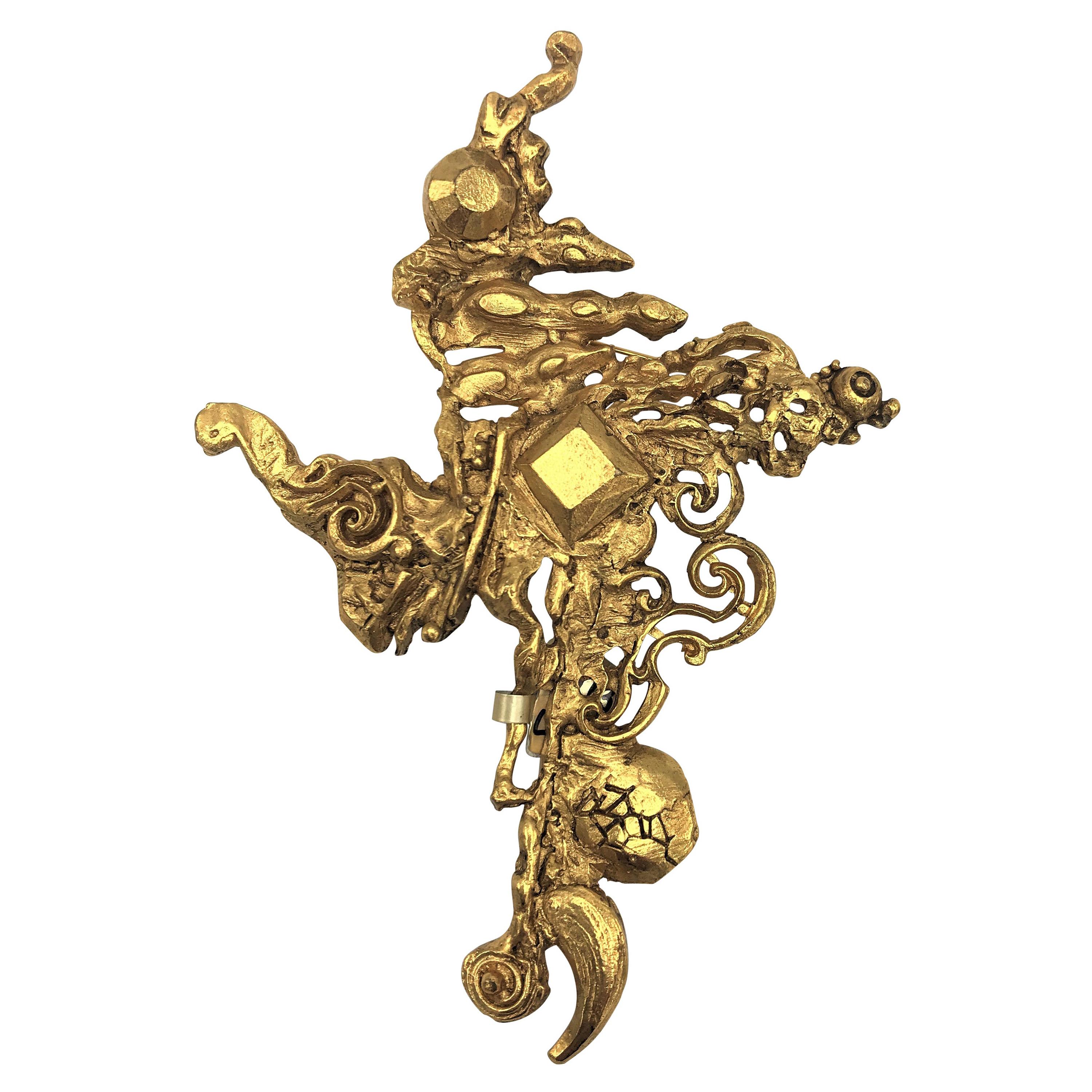  Christian Lacroix Paris, broche croisée stylisée plaquée or, années 1980 en vente