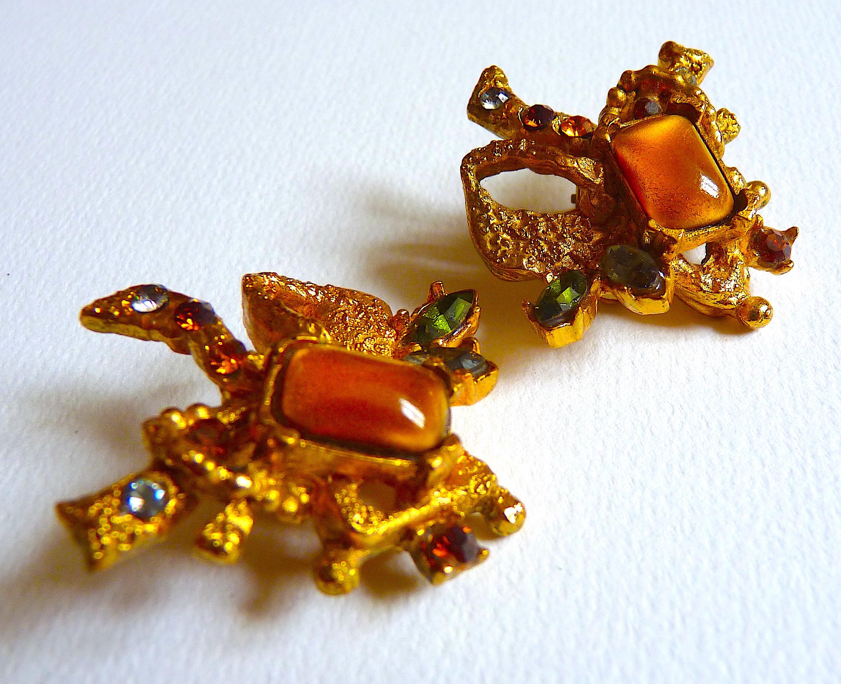 Women's CHRISTIAN LACROIX Poured Glass Clip On Earrings from the 1990s For Sale