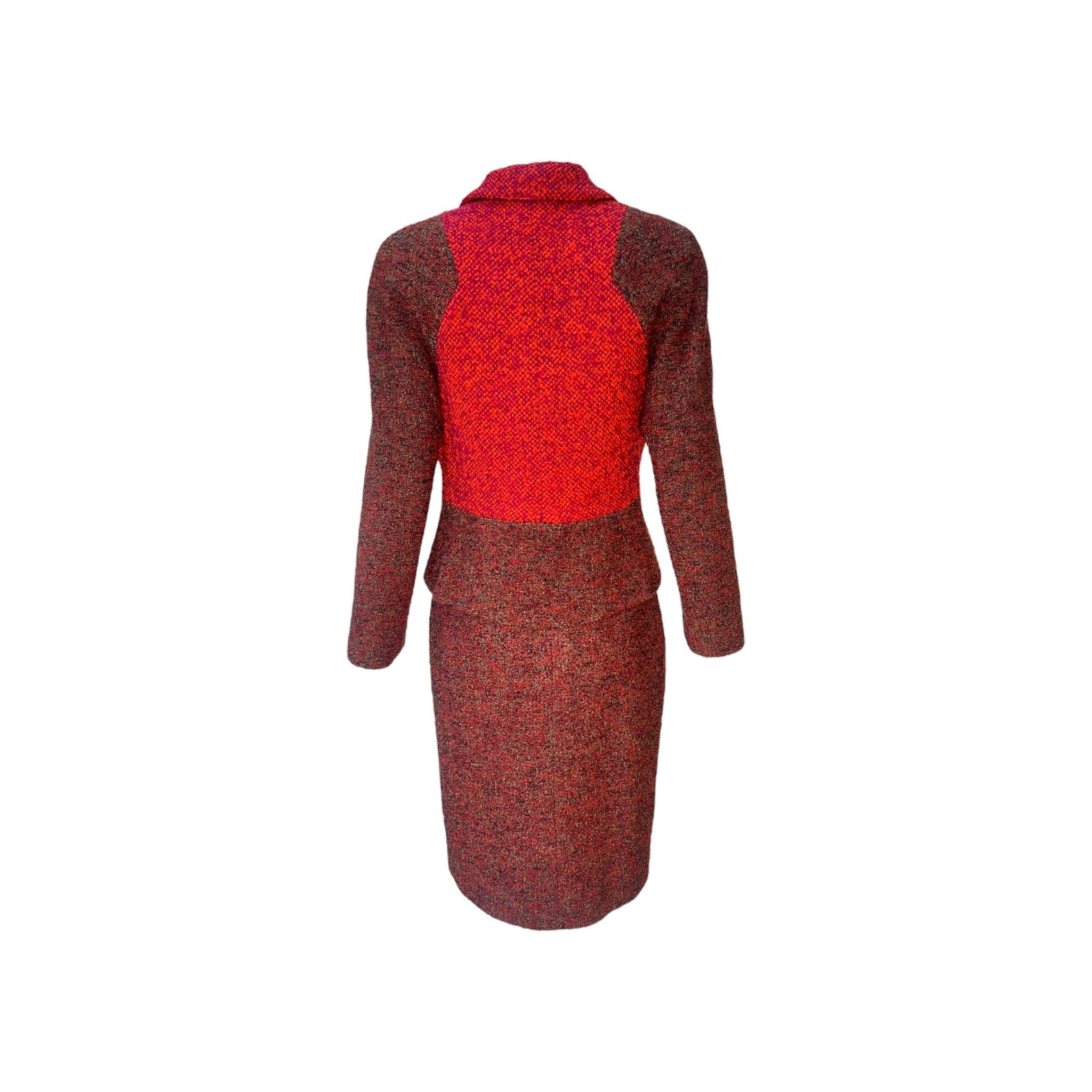 Marrone Christian Lacroix - Completo con gonna in bouclé rosso e Looping, anni '90 in vendita