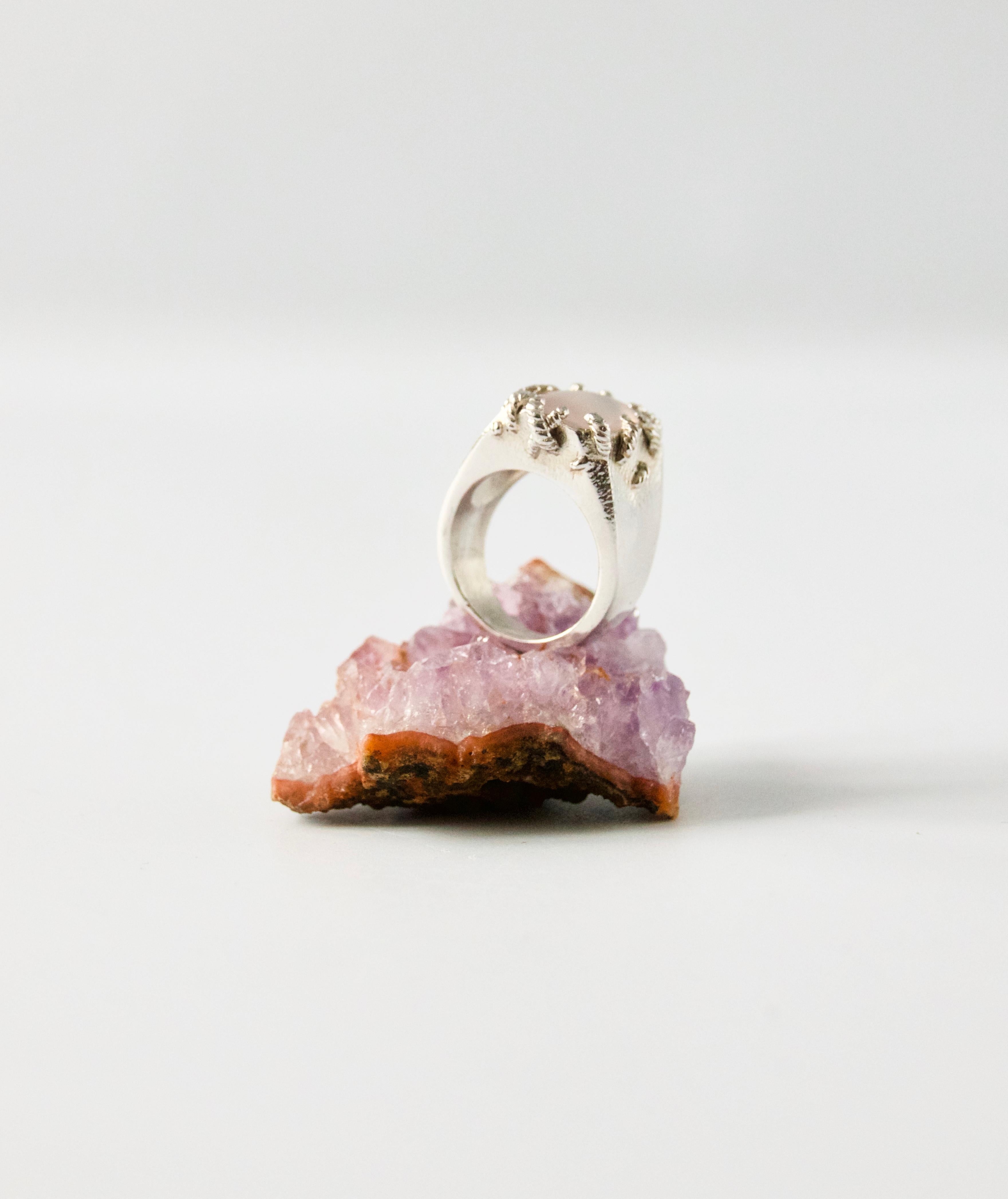 Moderno Anello Christian Lacroix, Anello in argento Sterling 925 e quarzo rosa, US 6.9 / FR 54 in vendita