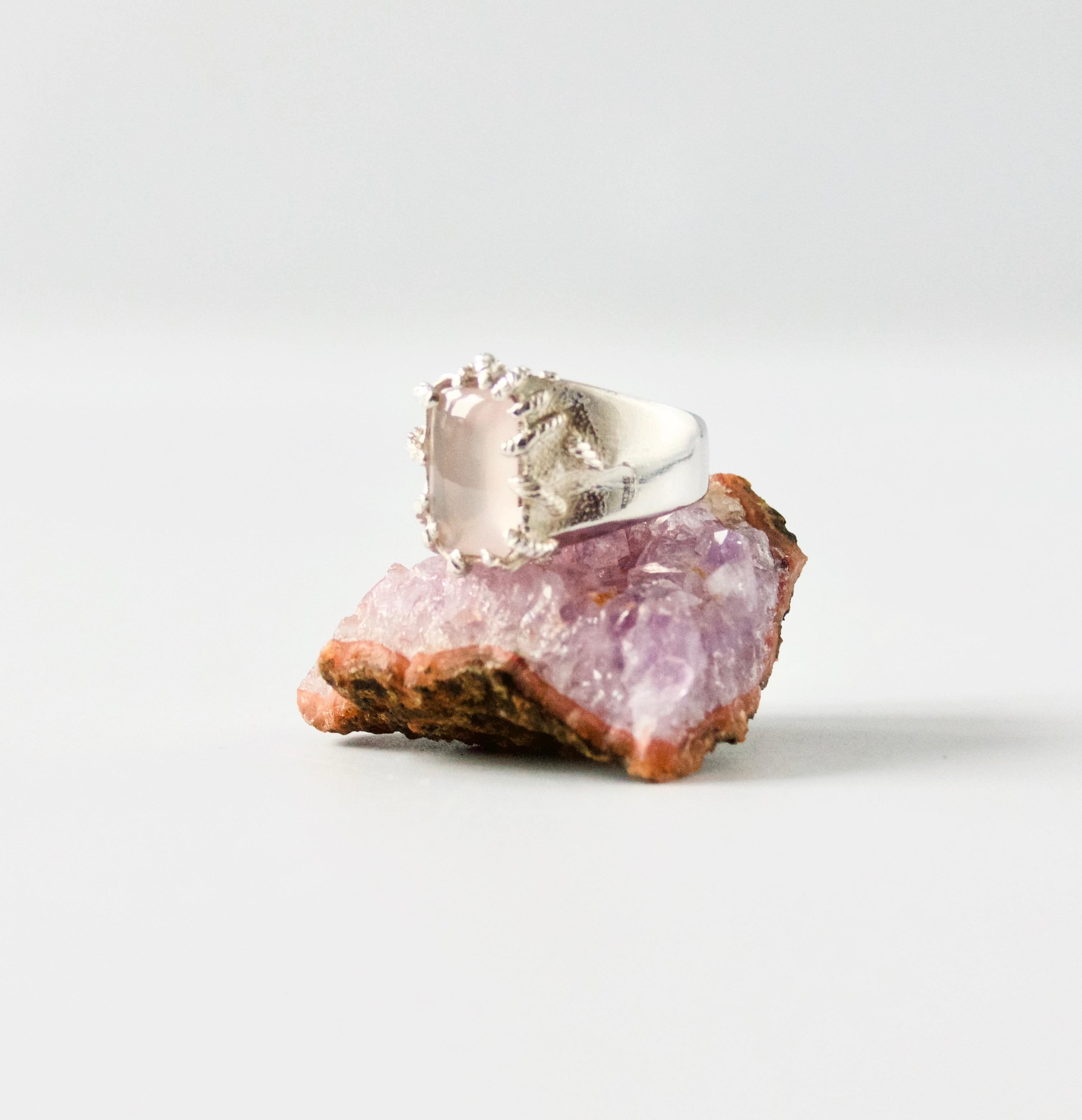 Anello Christian Lacroix, Anello in argento Sterling 925 e quarzo rosa, US 6.9 / FR 54 in vendita 2