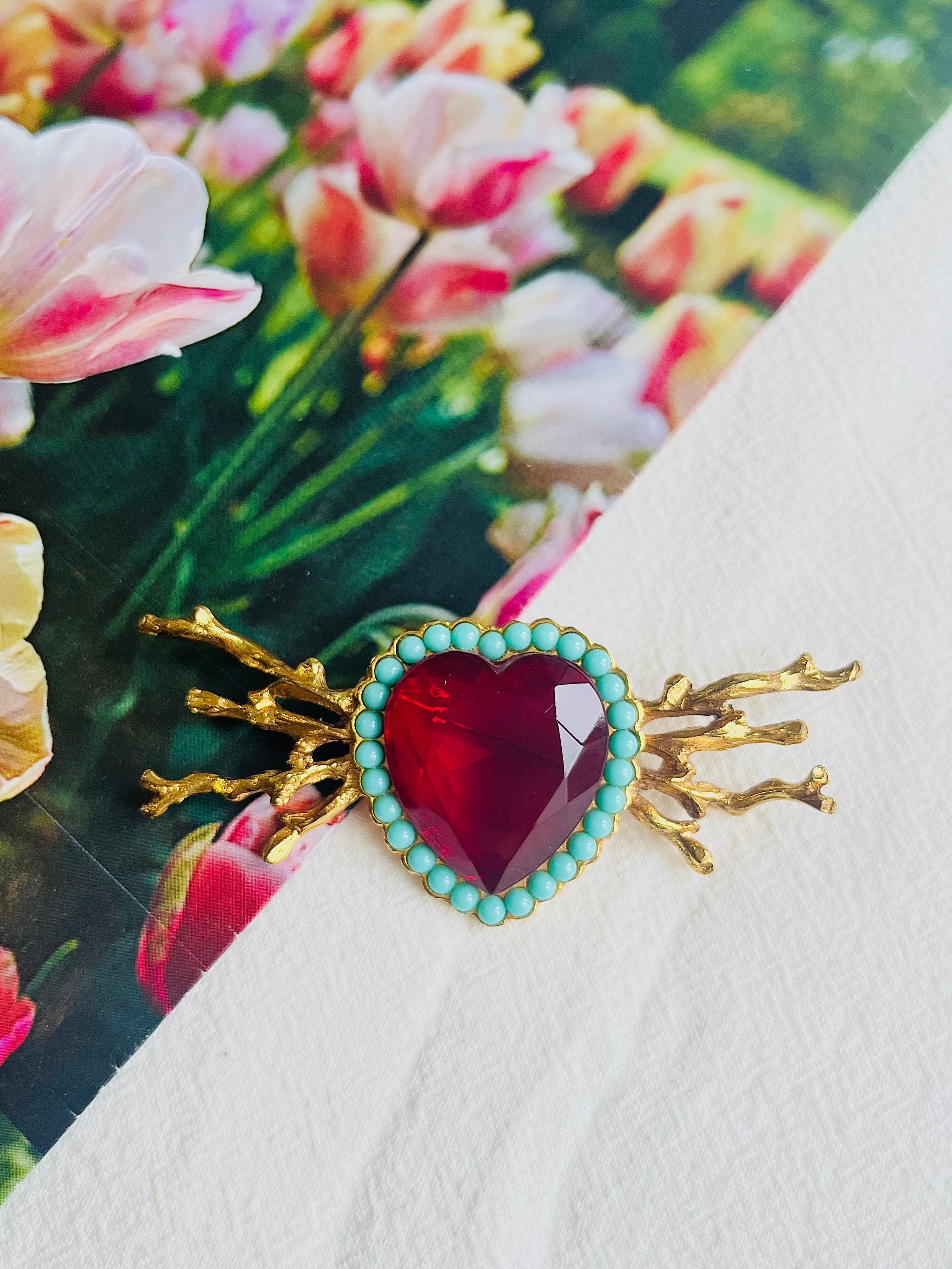 Christian Lacroix Red Ruby Crystal Heart Love Turquoise Beaded Pearls Coral Wings Brooch, Gold Tone

Very excellent condition. A very beautiful brooch, signed at the back. 100% Genuine. 

Size: 8.3*3.5 cm.

Weight: 26 g.

_ _ _

Great for everyday