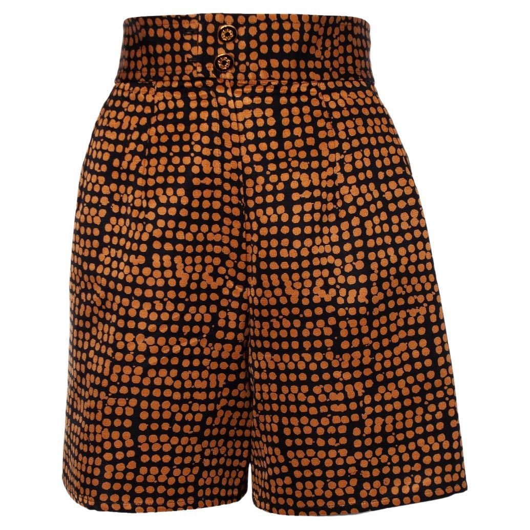 Christian Lacroix, Shorts with dots