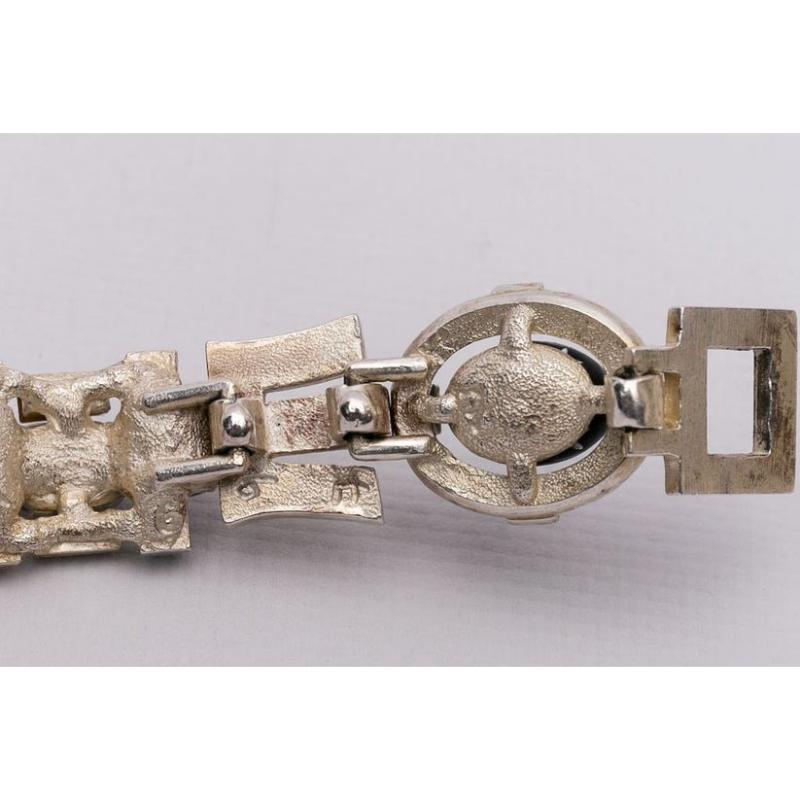 Christian Lacroix - Bracelet articulé en métal argenté en vente 3