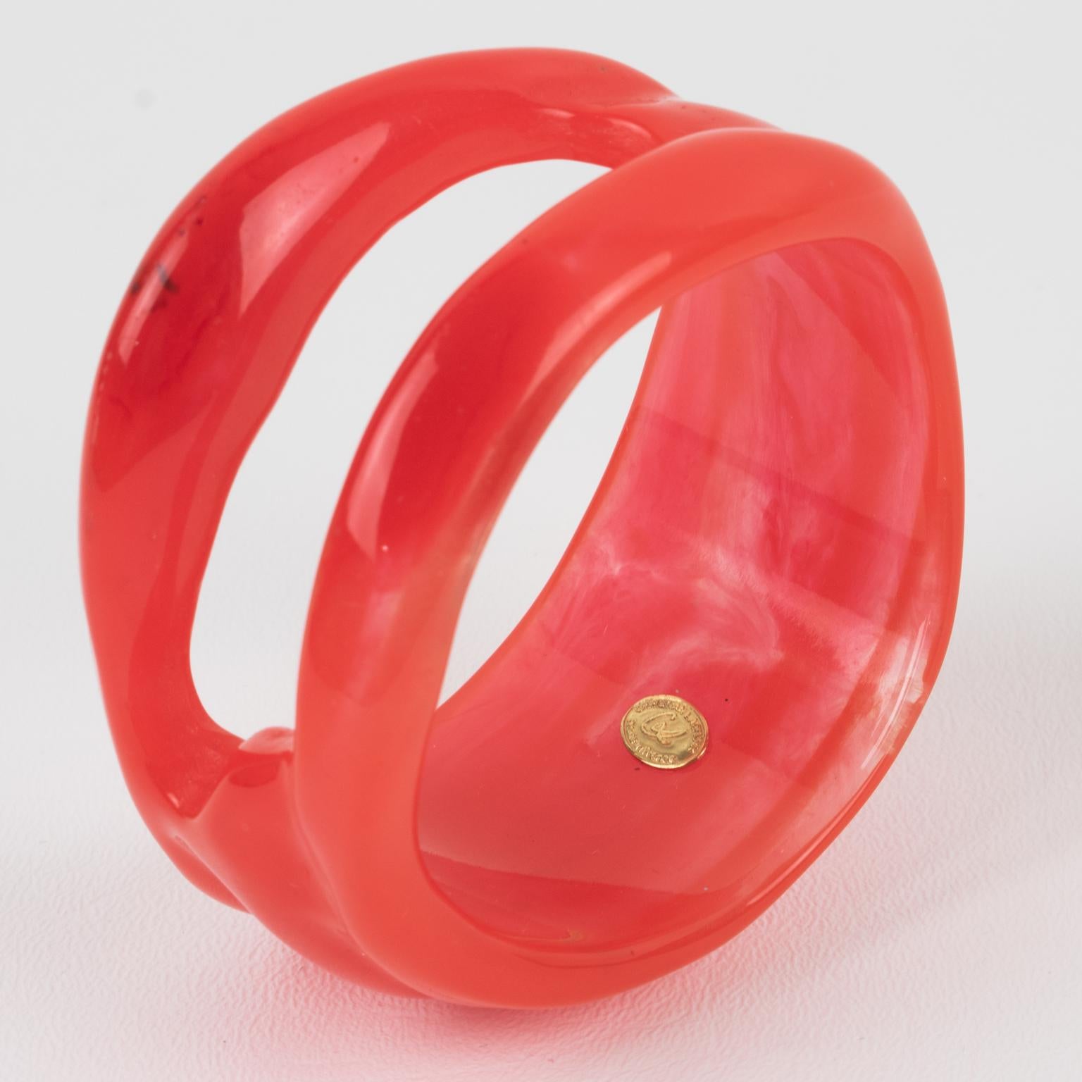 Christian Lacroix Space Age Pink-Red Resin Lucite Bangle Bracelet For Sale 2