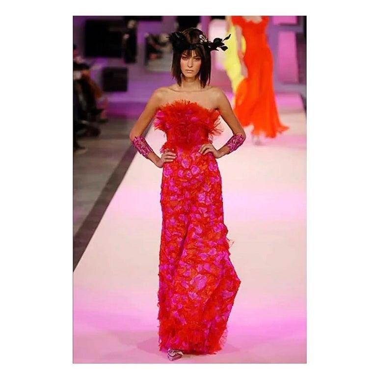 Christian Lacroix Spring 2007 Haute Couture Red and Pink Appliqué Gown 10