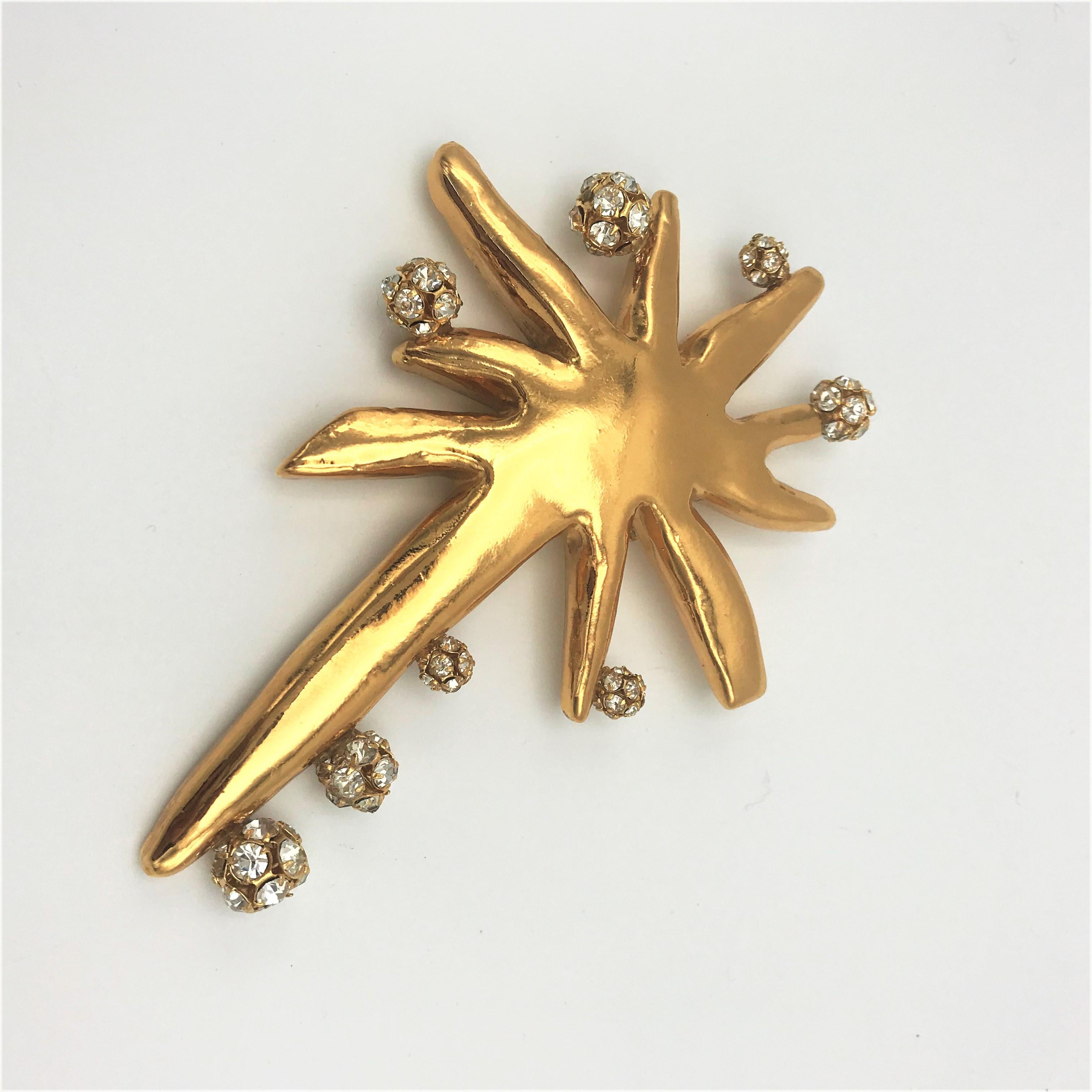 Women's Christian Lacroix star brooch with glittering balls, gold toned Resin 1980/90s For Sale
