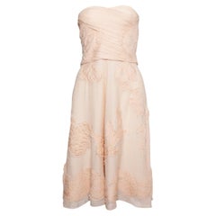 Christian Lacroix, Trägerloses nudefarbenes Kleid