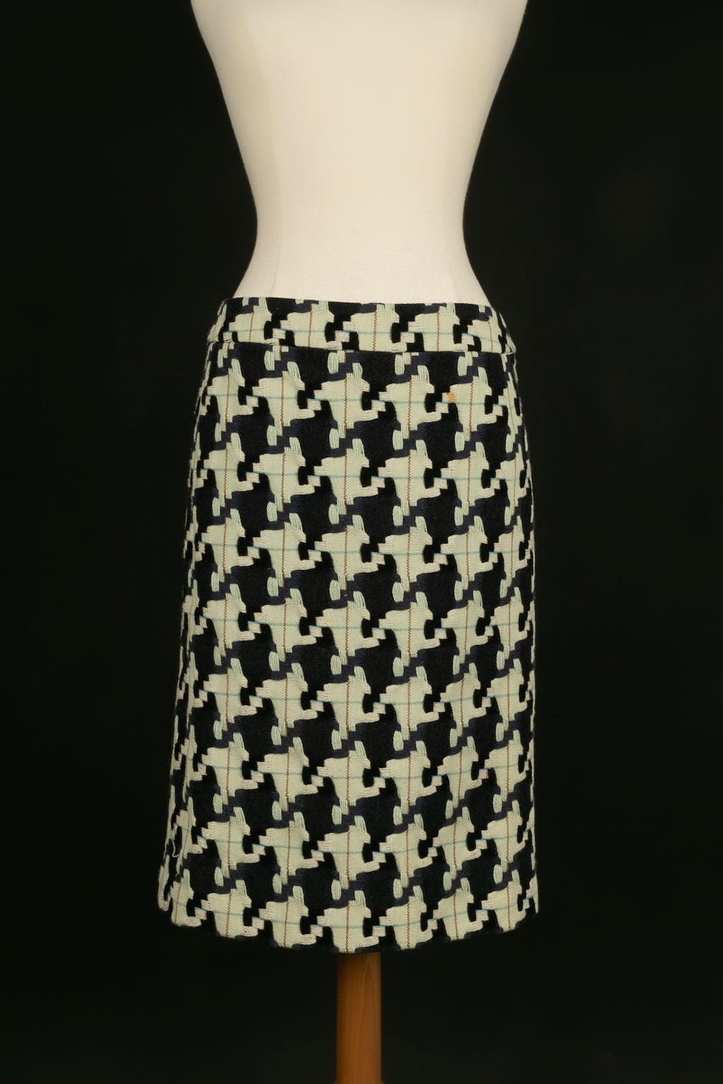 Christian Lacroix Suit Skirt and Jacket in Wool with Houndstooth Pattern For Sale 3