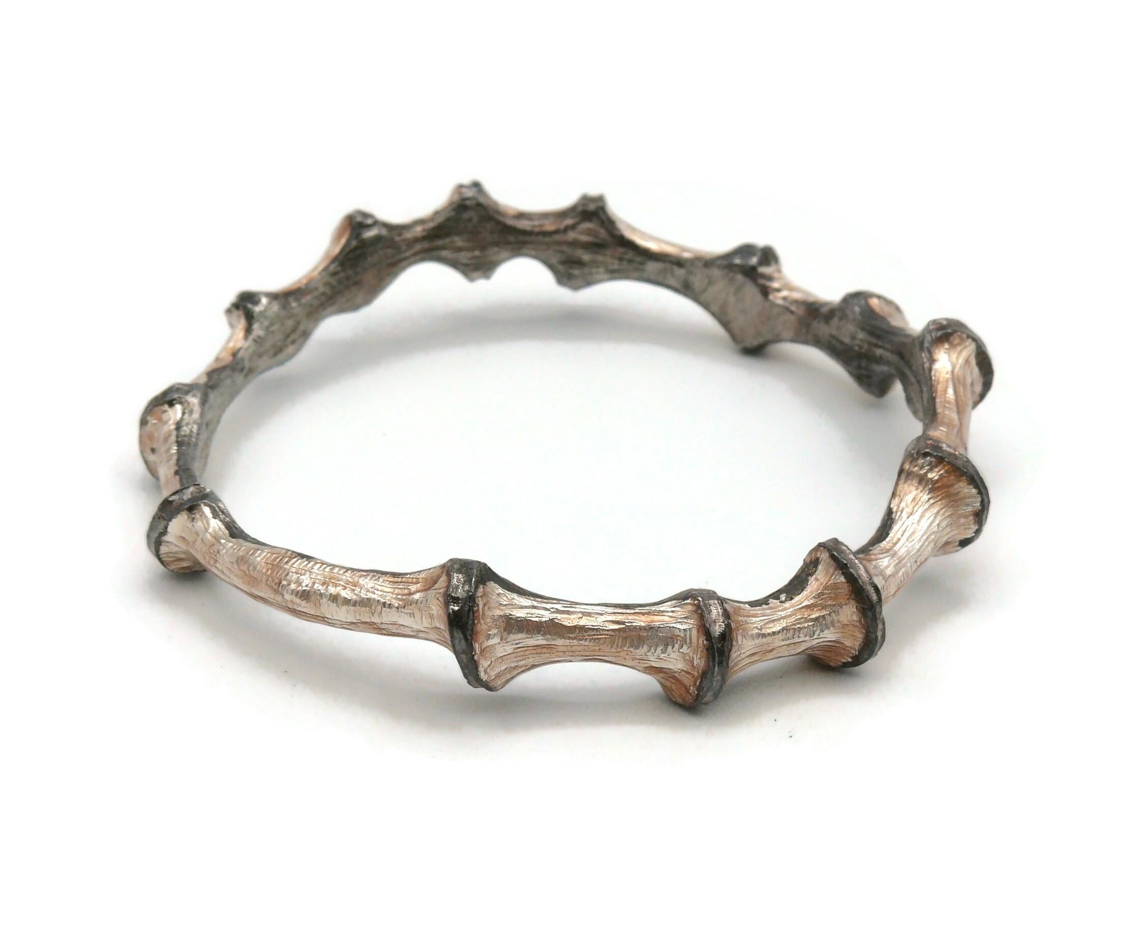 CHRISTIAN LACROIX (Attribuito a) Bracciale di bambù d'epoca con segni di distorsione in vendita 3