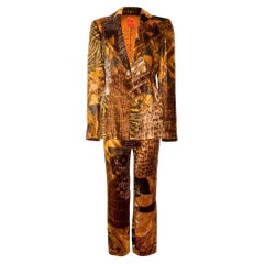 Costume en velours de Christian Lacroix
