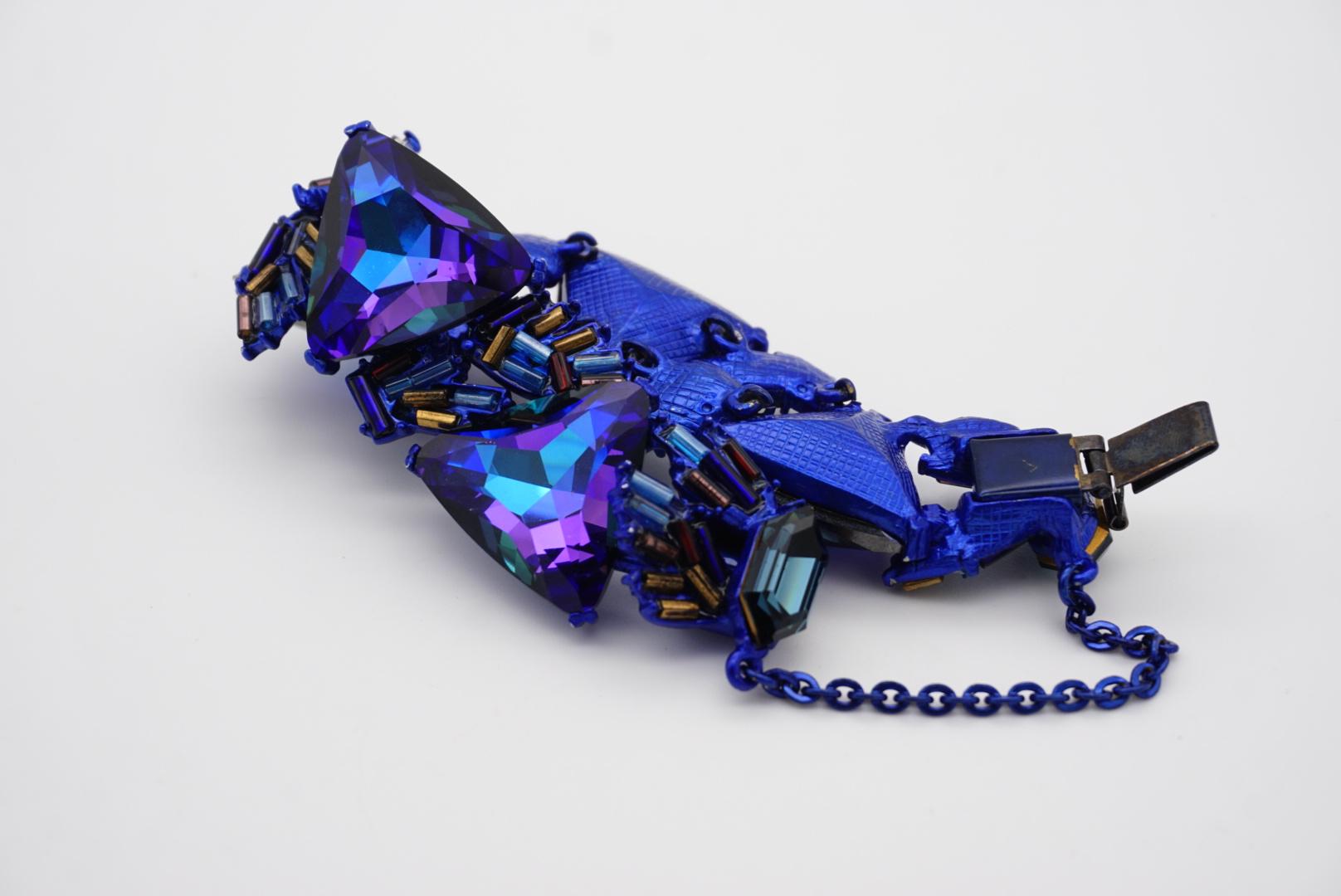 Christian Lacroix Vintage 1980s Crystals Navy Purple Iridescent Bangle Bracelet For Sale 5